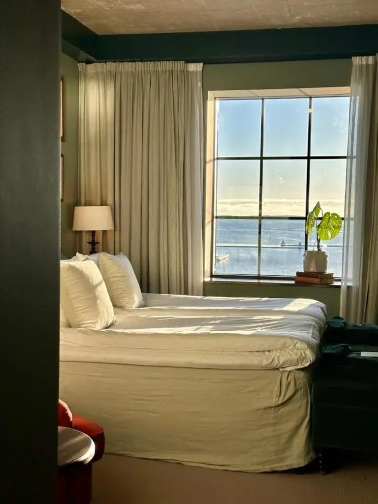 Bed in Steam Hotel Bed in Steam Hotel