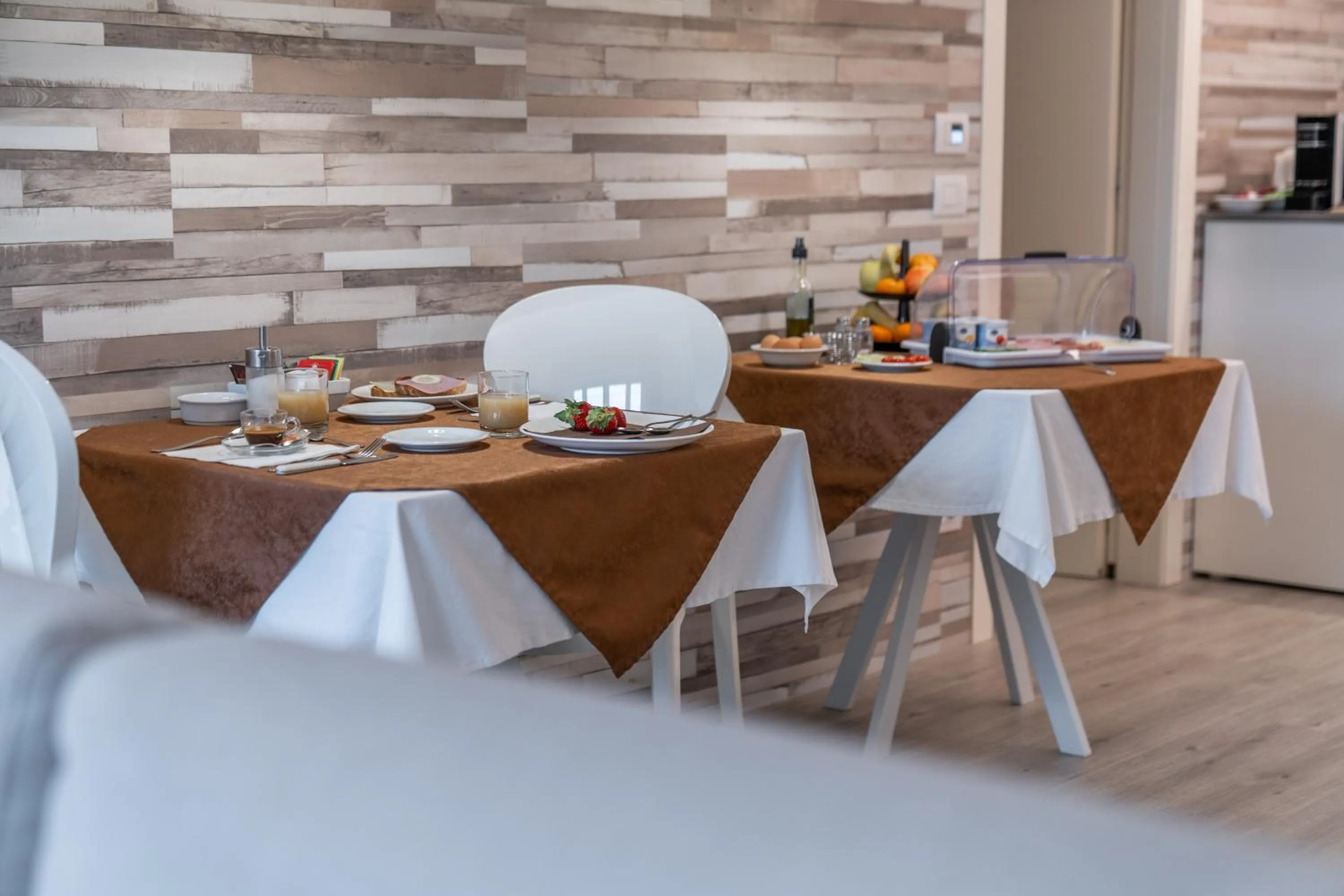 Breakfast in Dolce Notte