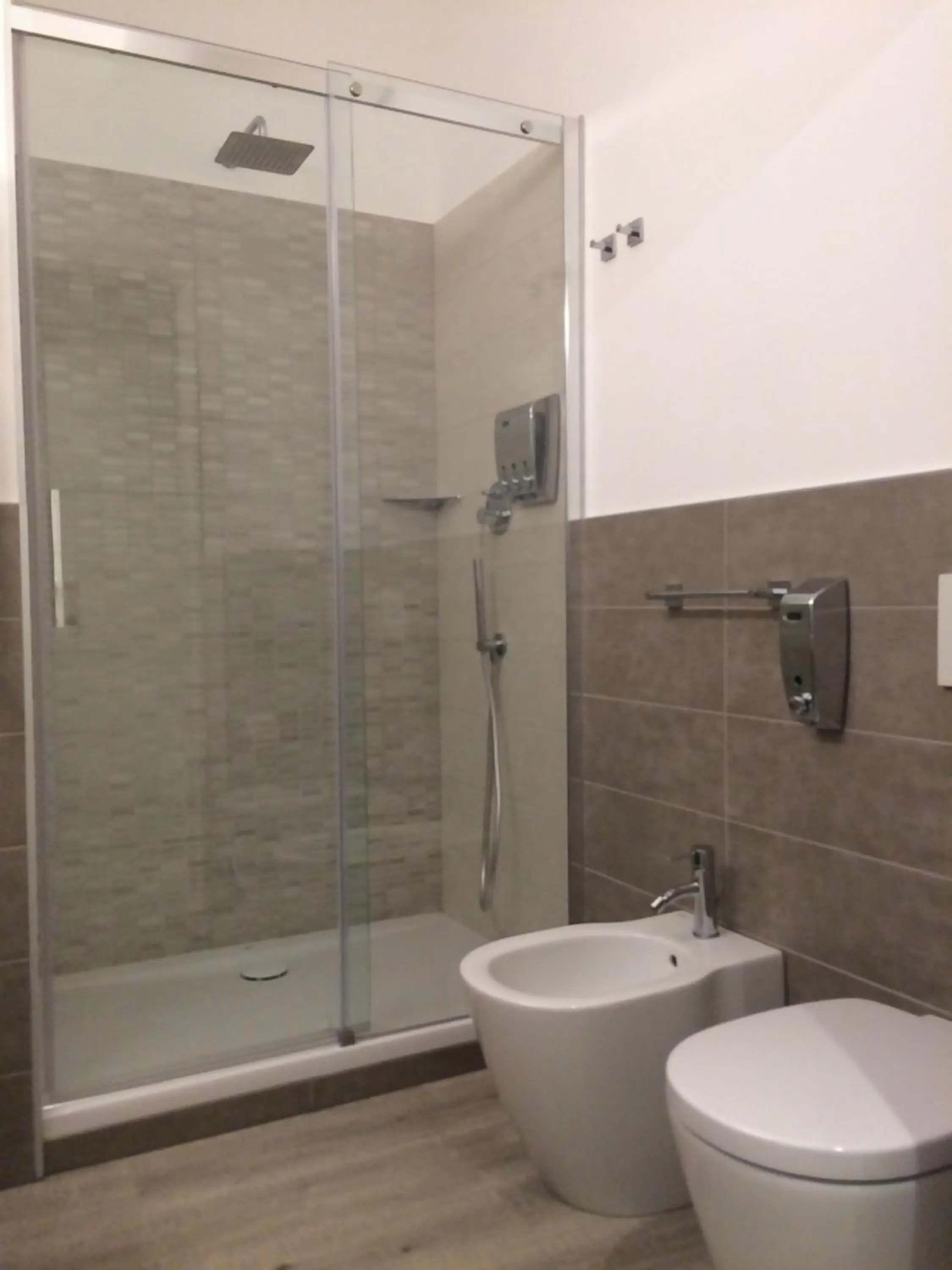 Shower in Dolce Notte