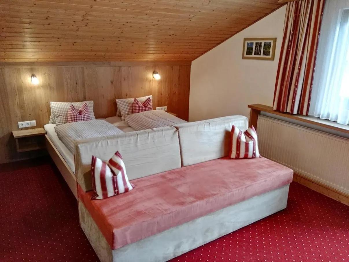 Photo of the whole room, Bed in Landhaus Hubert Fiegl