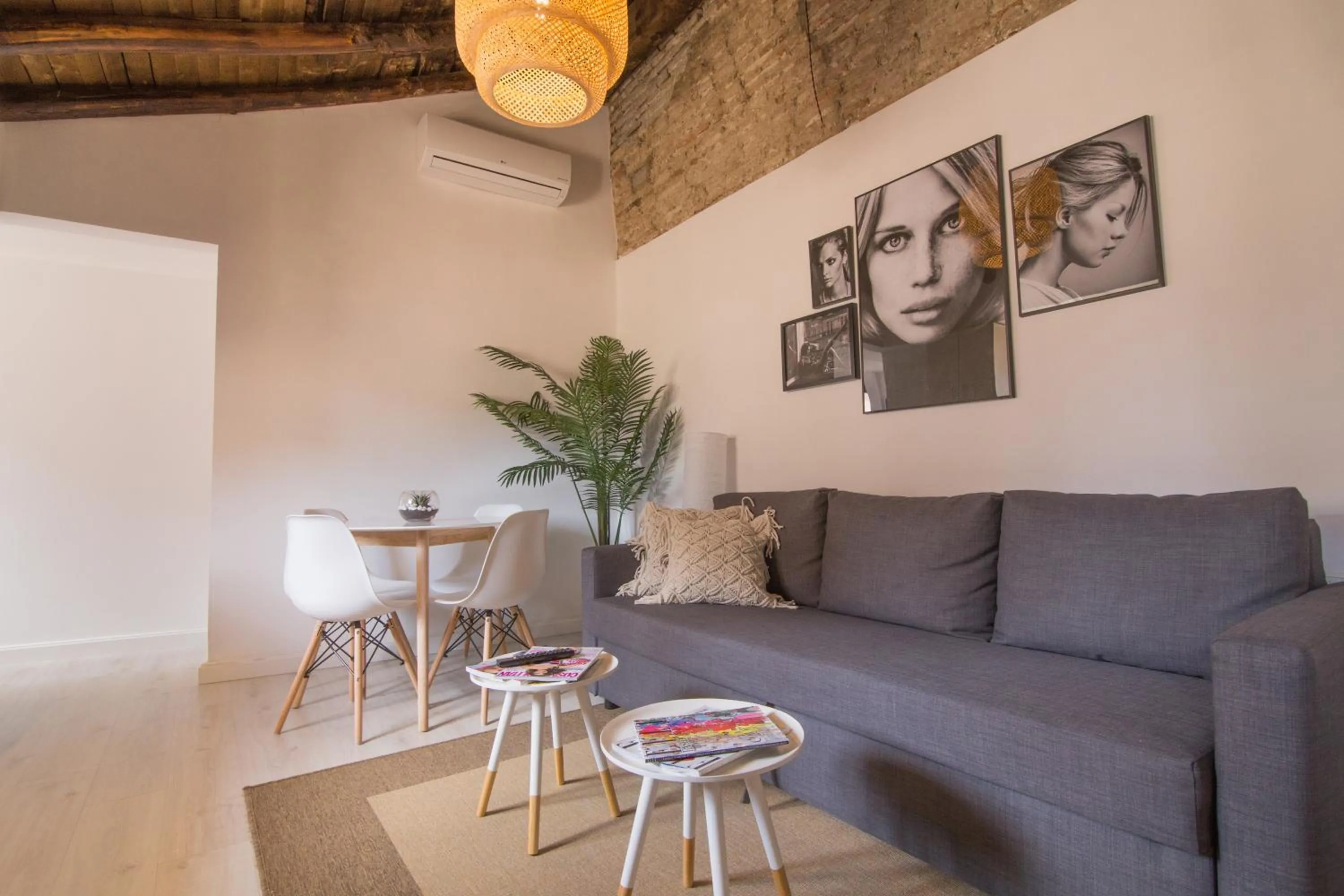 Zahira Suites