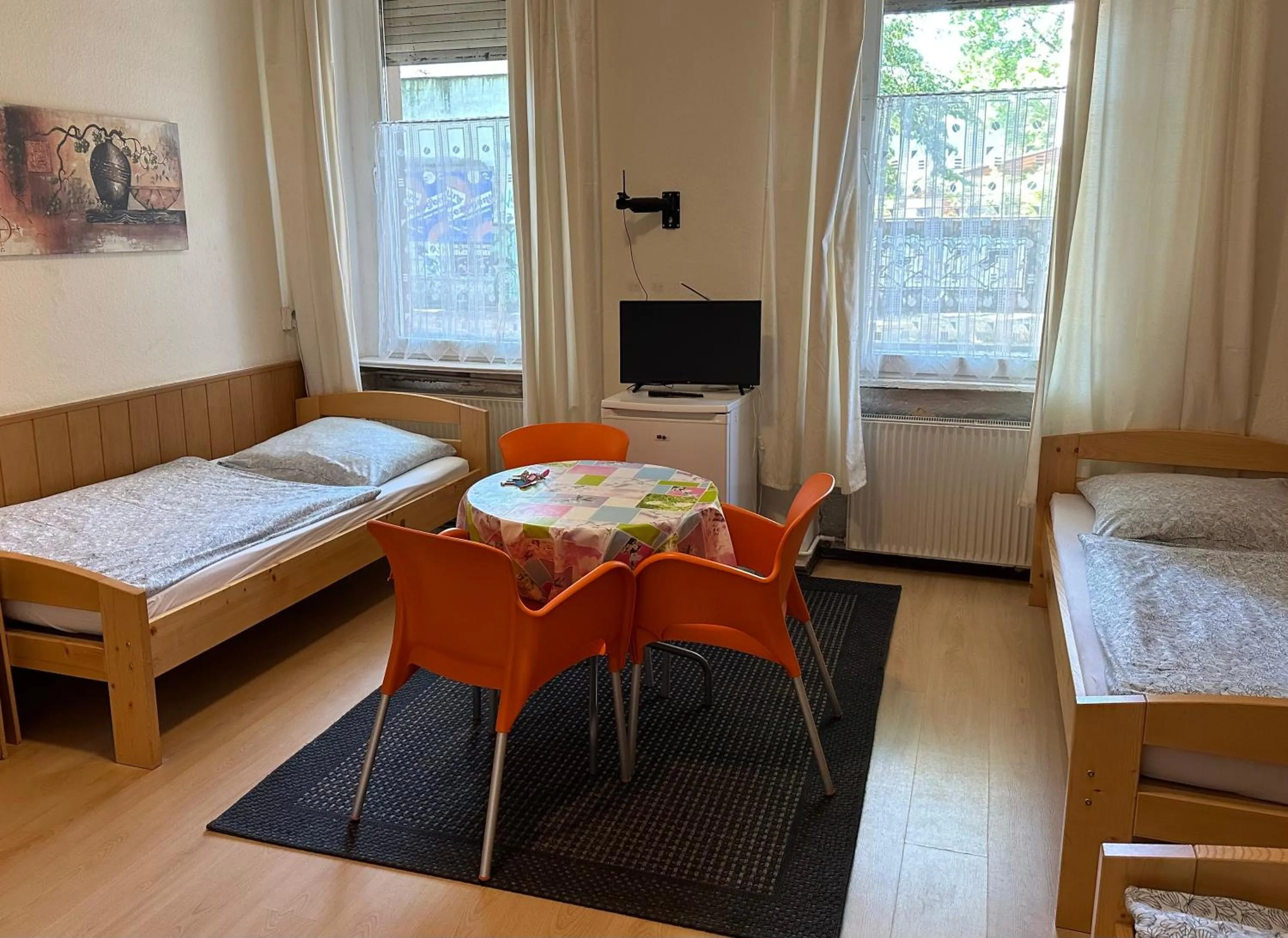 Seating area, Bed in Bigus