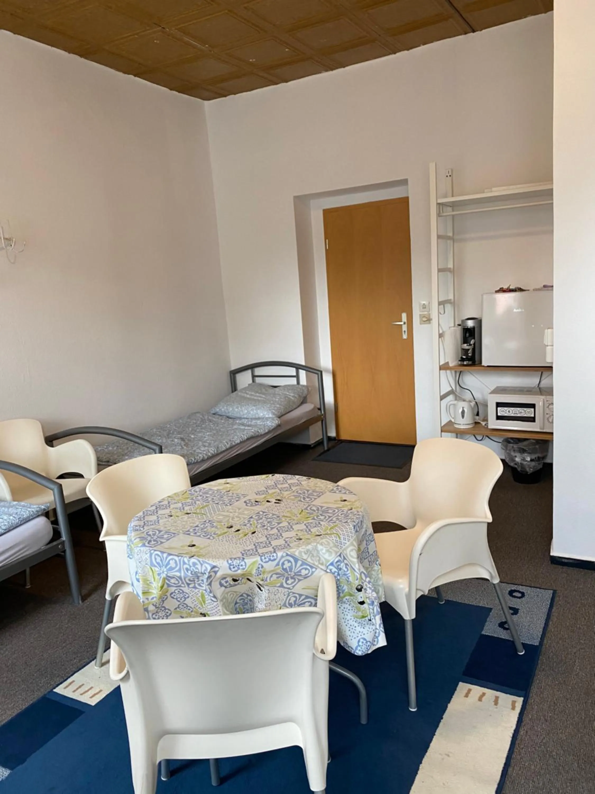 Photo of the whole room, Bed in Bigus