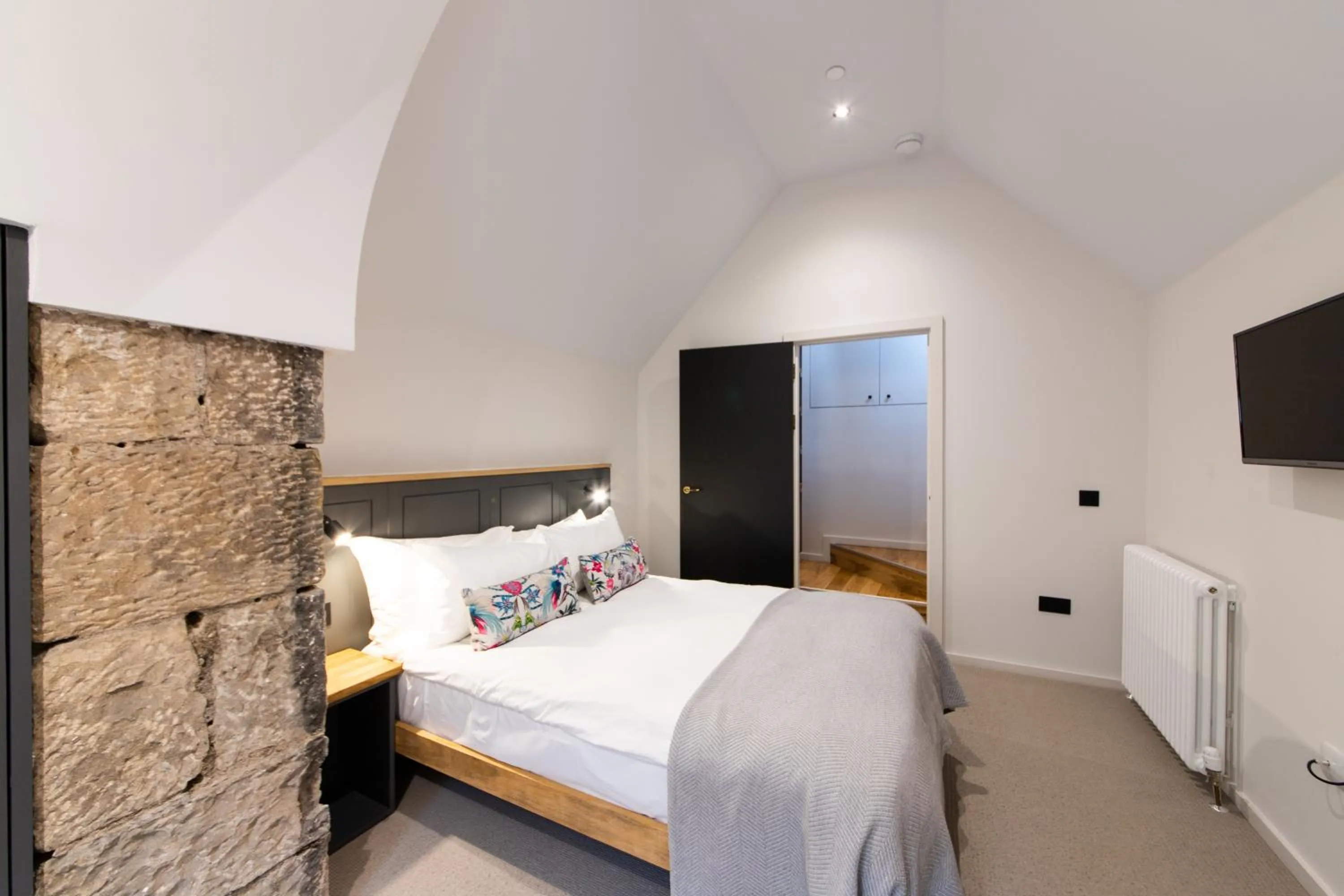 Bedroom, Bed in Linton Collection - Blackfriars Lofts