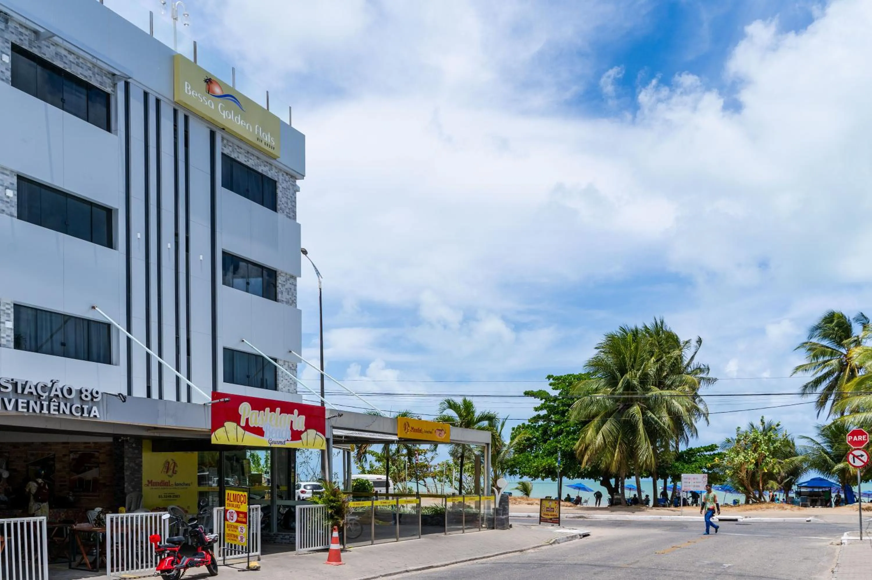 Property building in Bessa Golden Flats