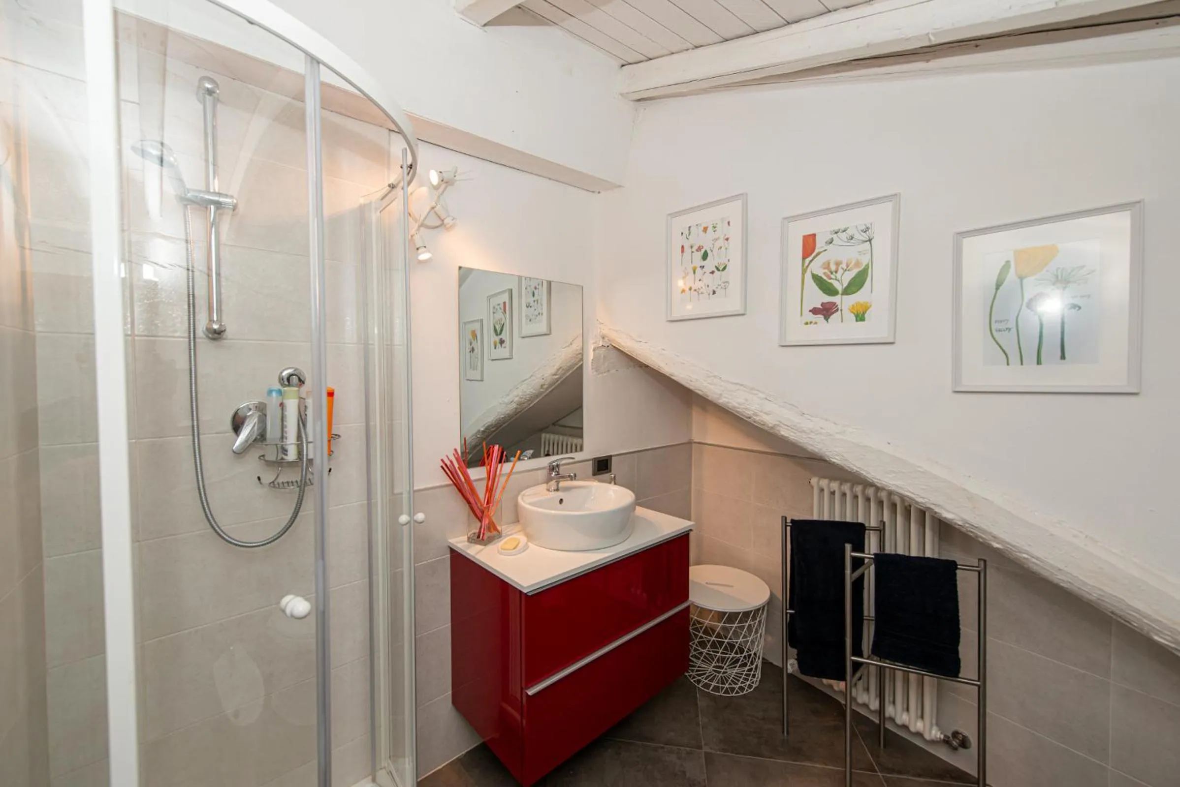 Shower in B&B Il Tetto di Anita