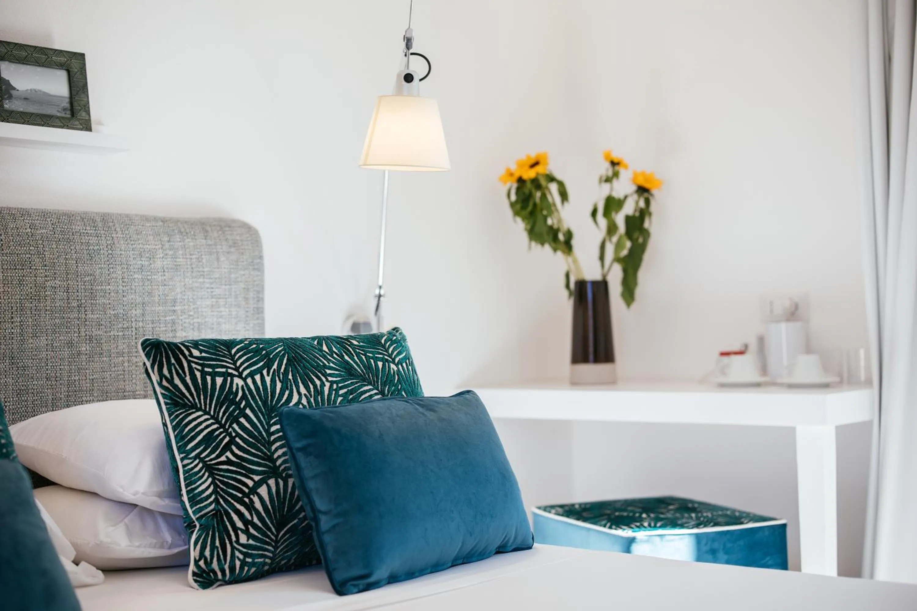 Decorative detail, Bed in MelRose Relais