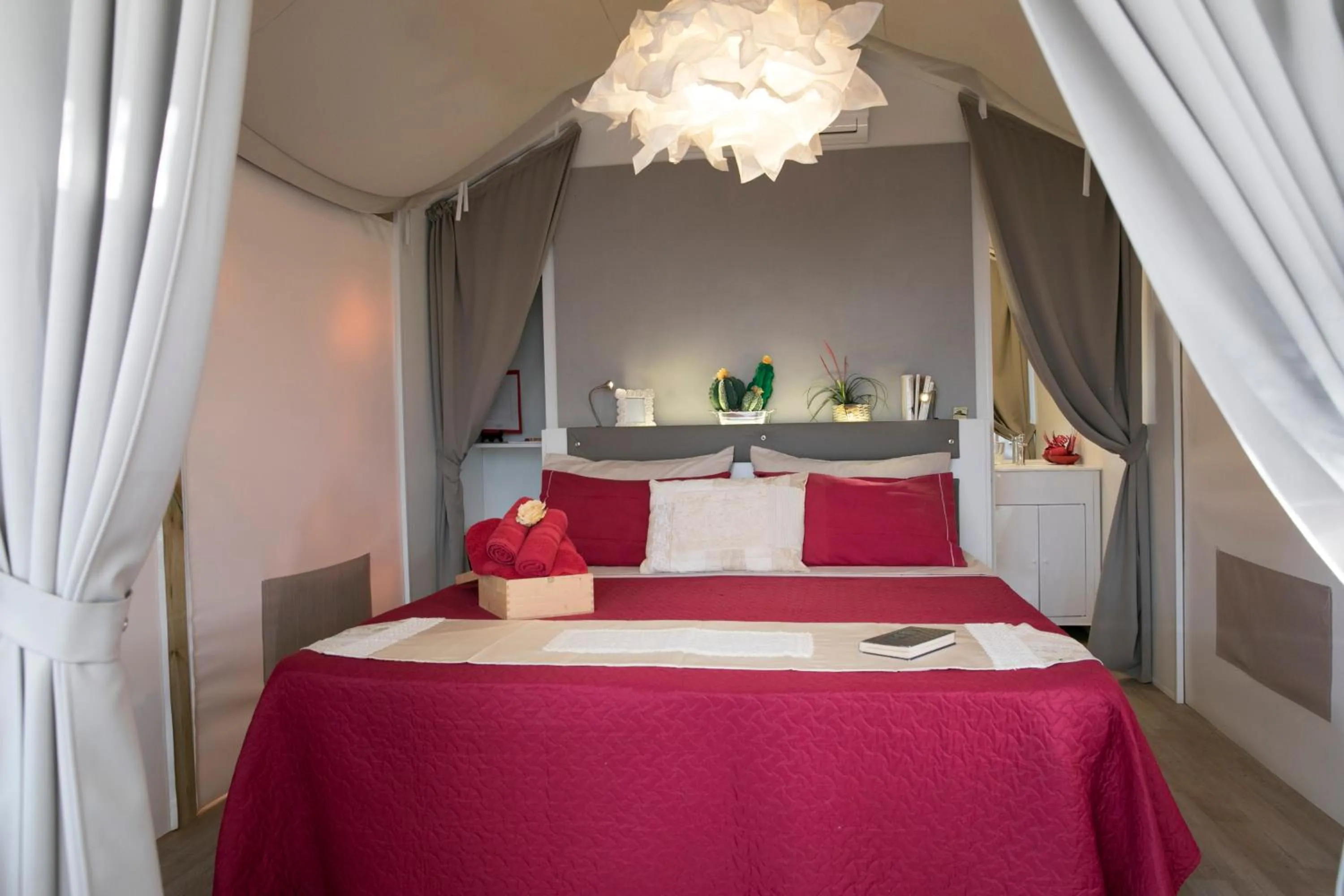 Bed in Ciriga Sicily Glamping