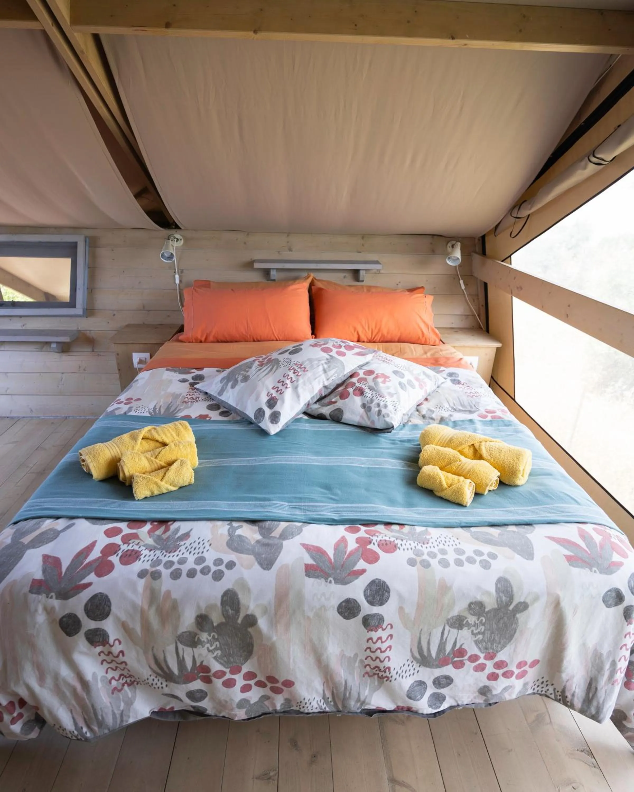 Bed in Ciriga Sicily Glamping