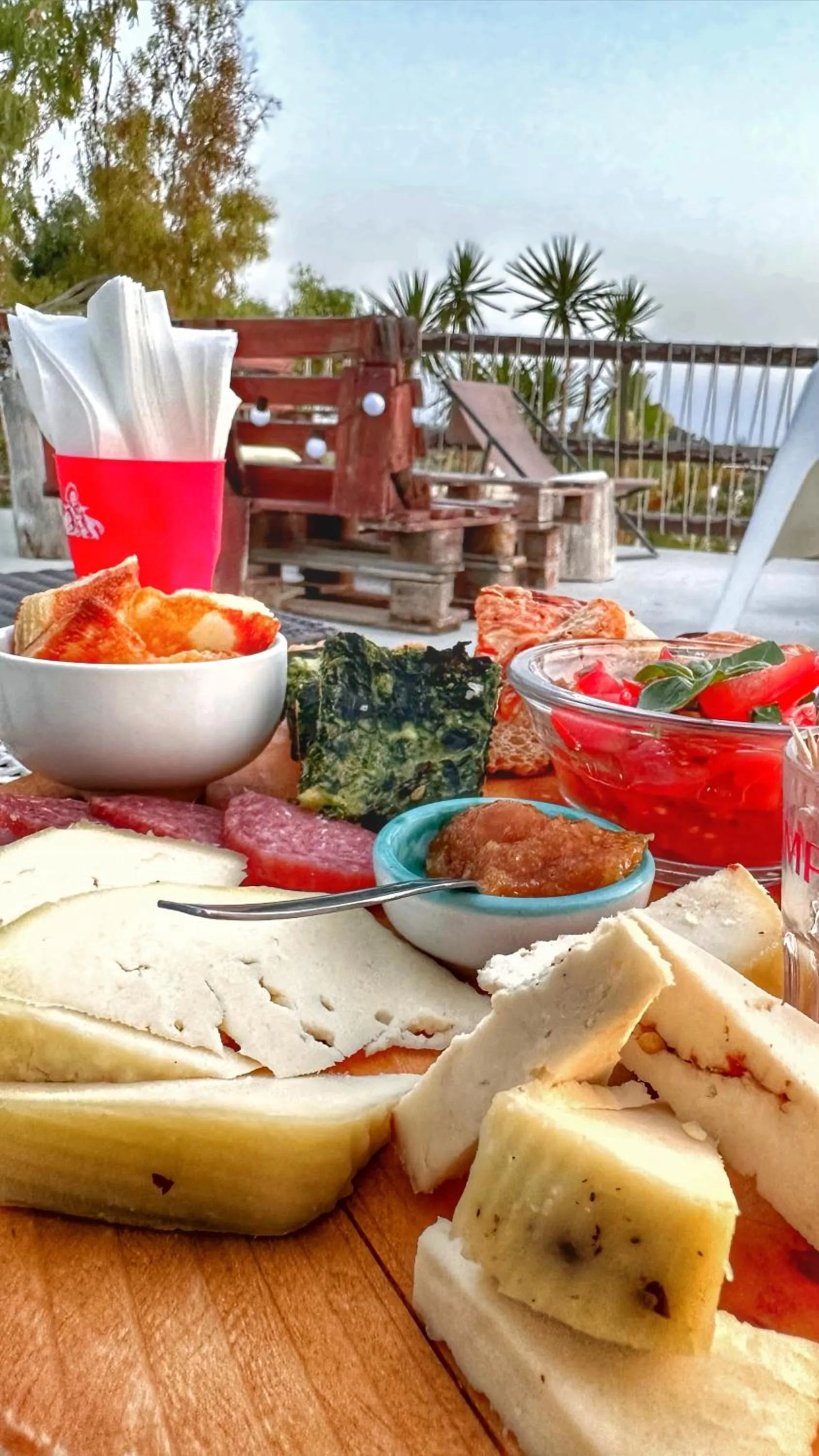 Food and drinks in Ciriga Sicily Glamping