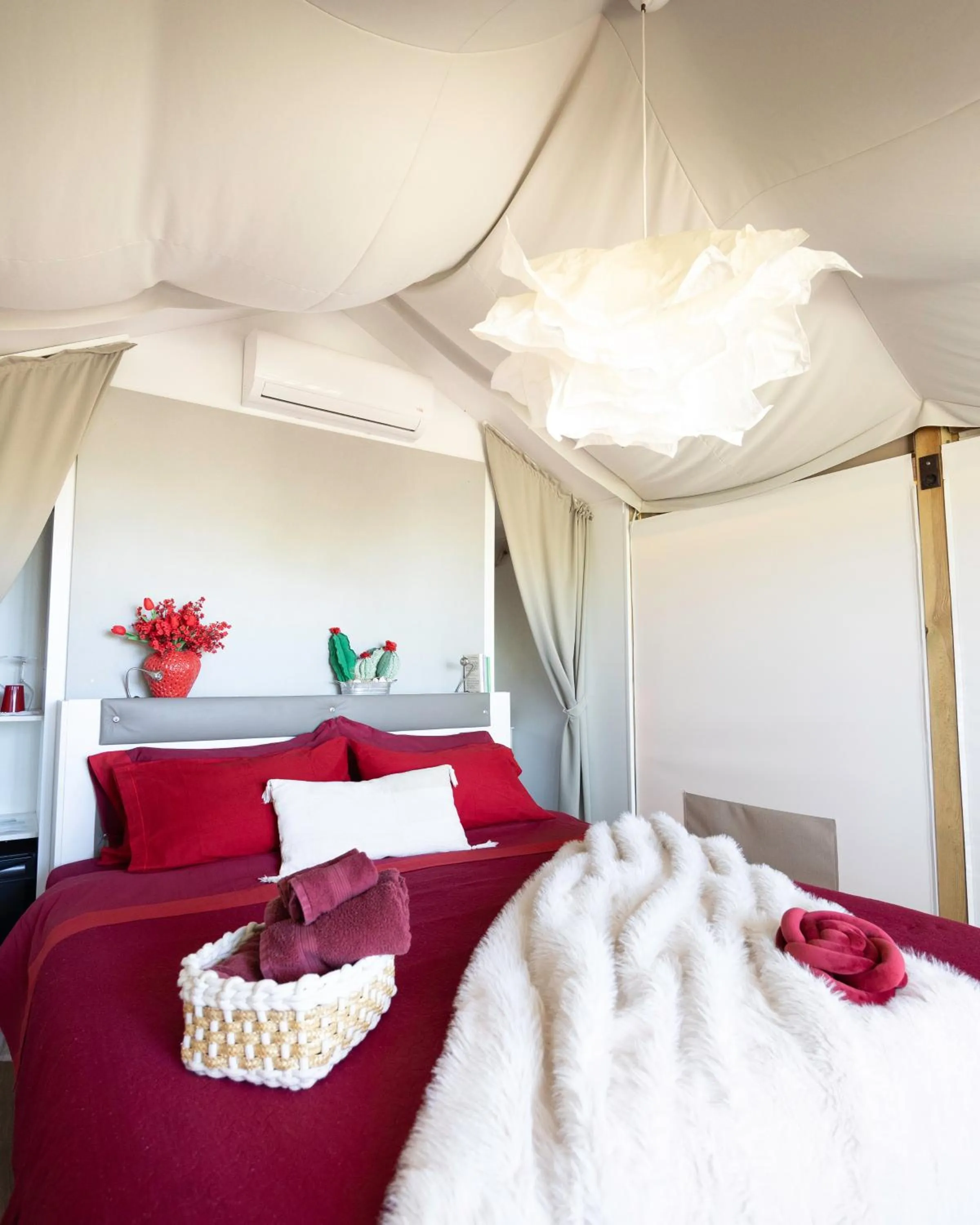 Bed in Ciriga Sicily Glamping