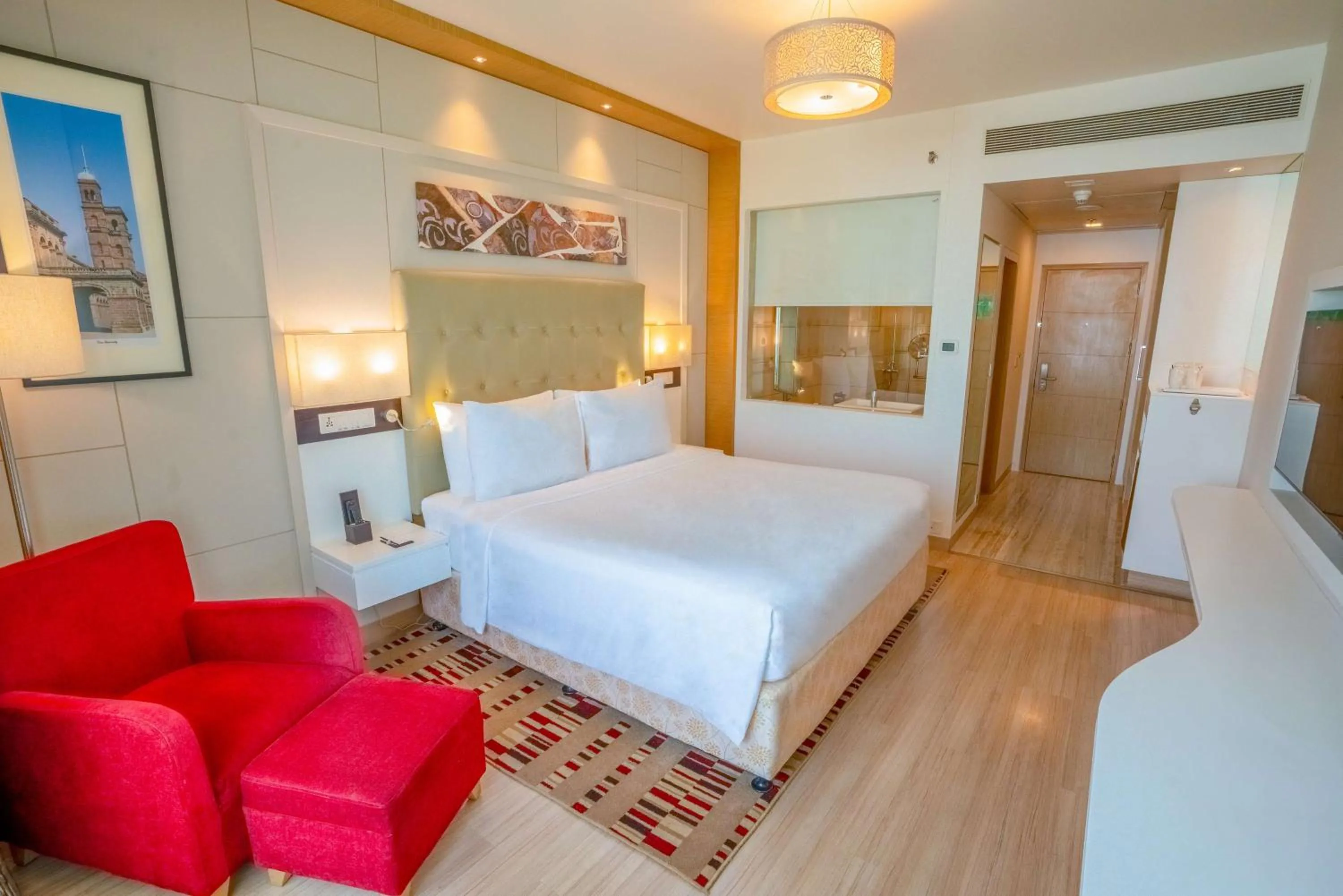 Bedroom, Bed in Radisson Blu Pune Hinjawadi