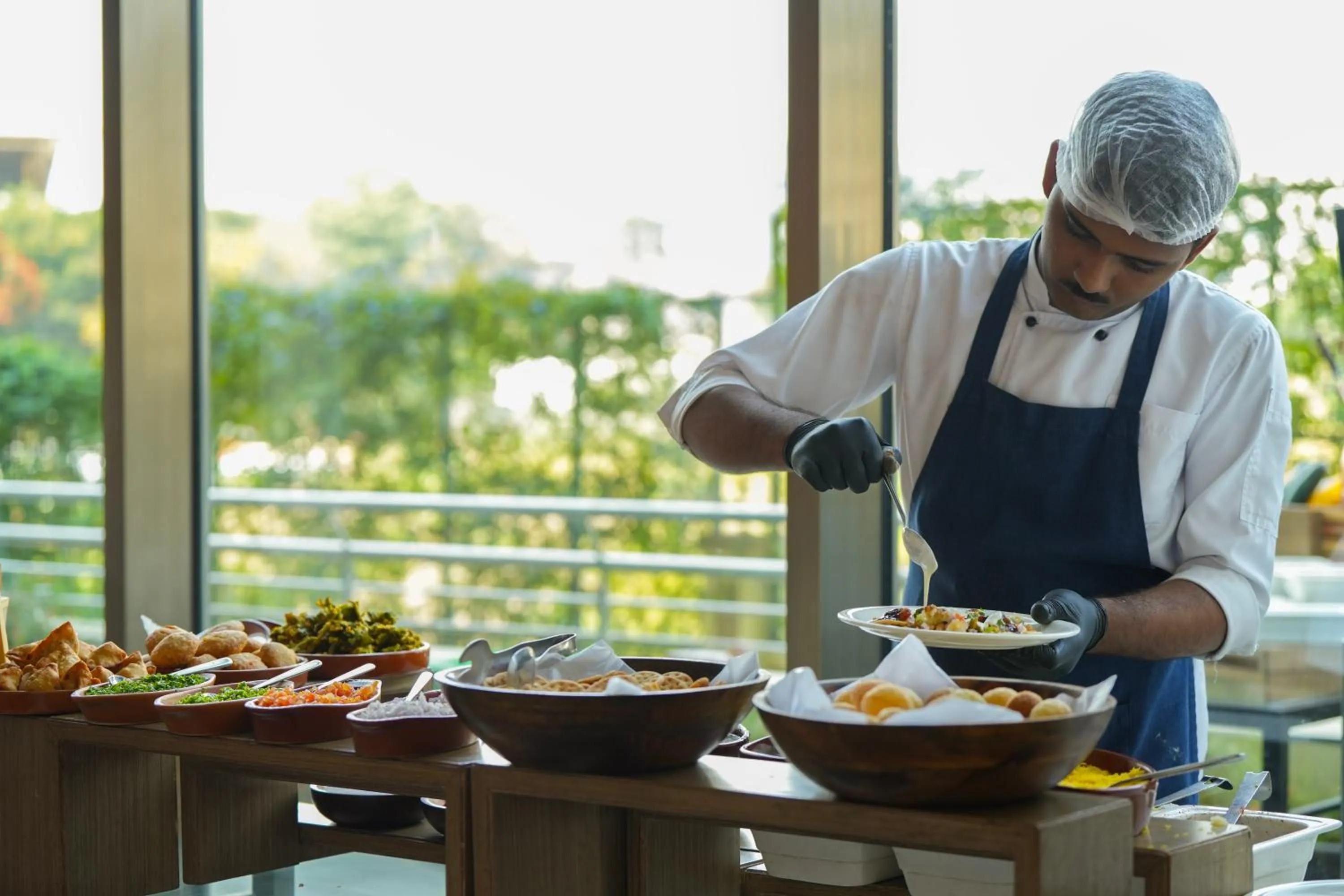 Restaurant/places to eat in Radisson Blu Pune Hinjawadi