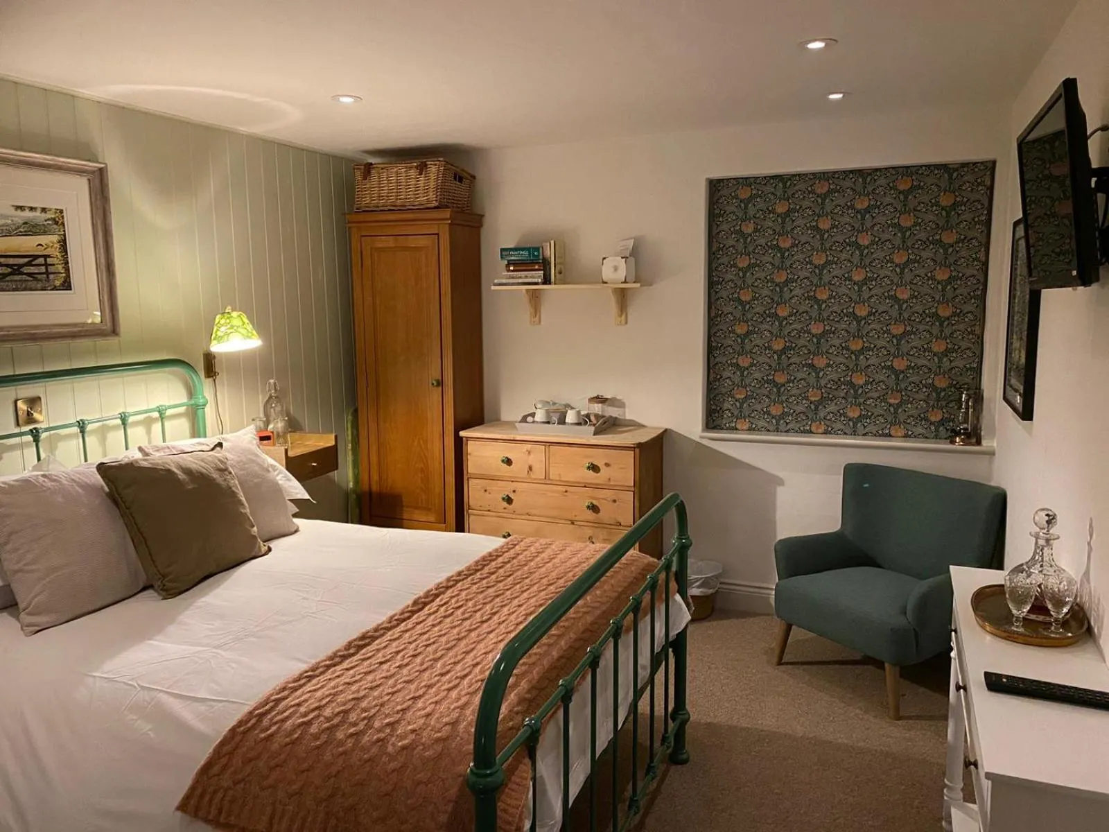 Bed in The Crown Inn