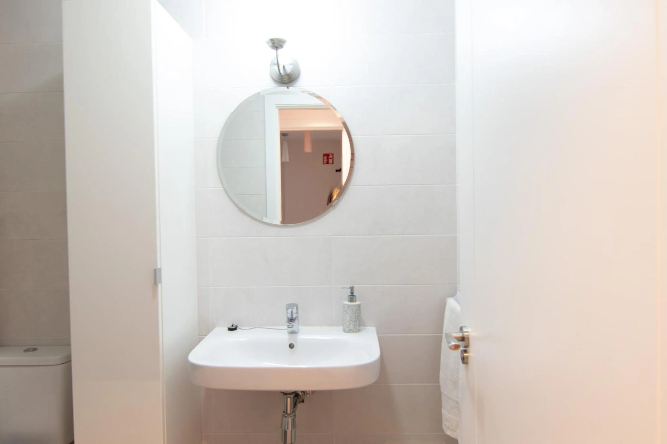 Bathroom in Telmo's Home con PARKING -Sirimiri Apartments-