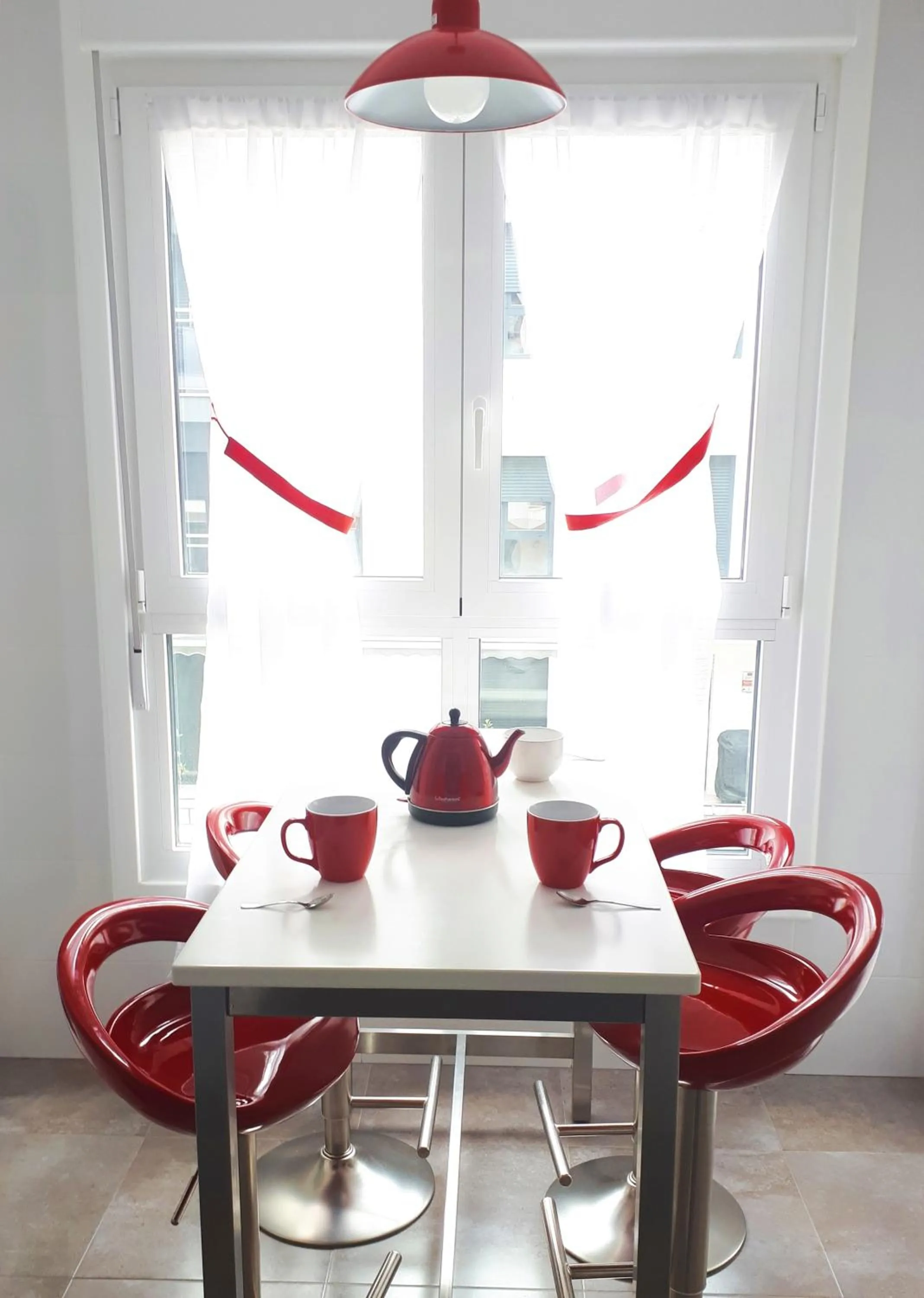 Coffee/tea facilities in Telmo's Home con PARKING -Sirimiri Apartments-