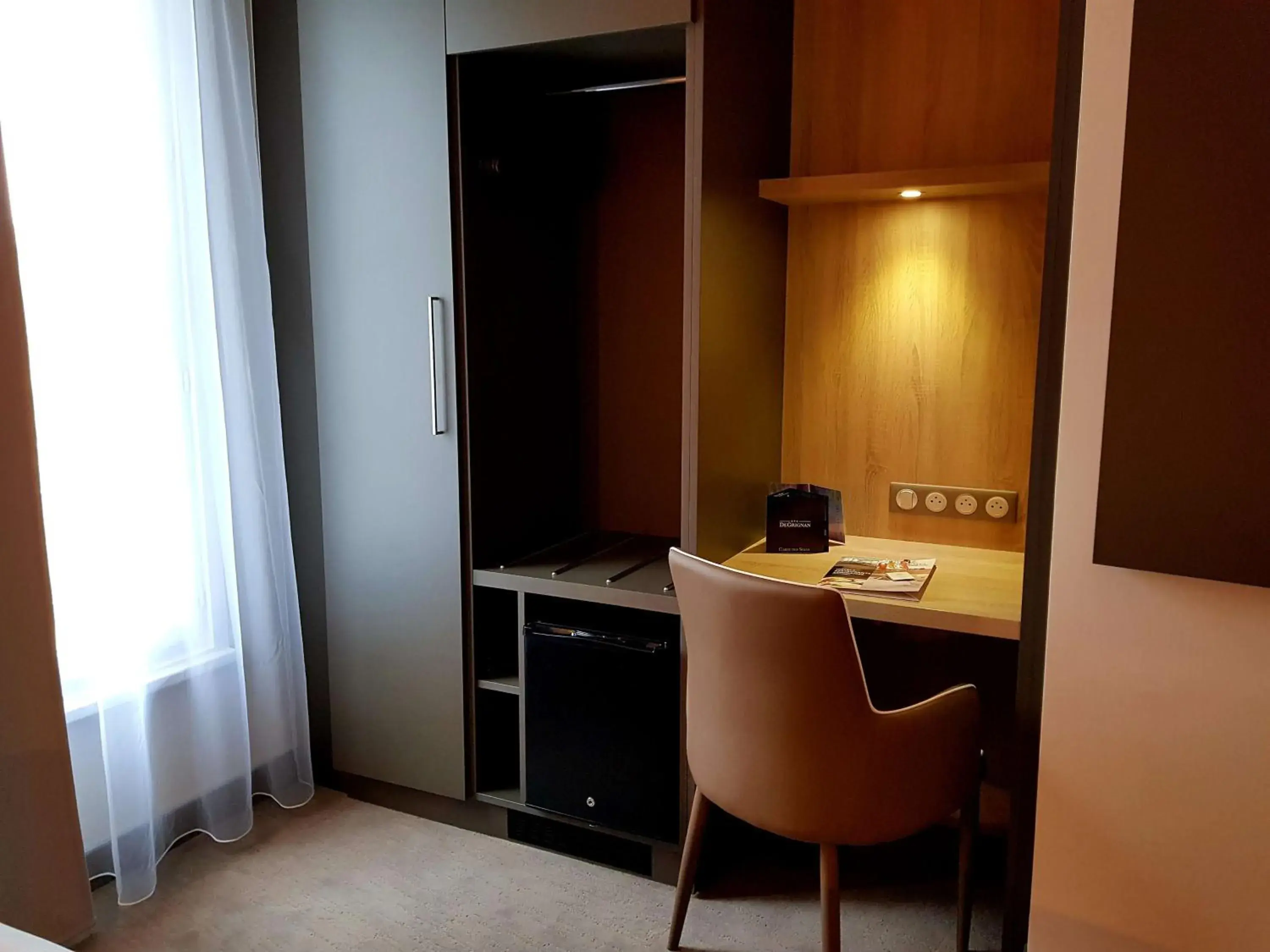 Bedroom in Brit Hotel de Grignan Vichy Bedroom in Brit Hotel de Grignan Vichy