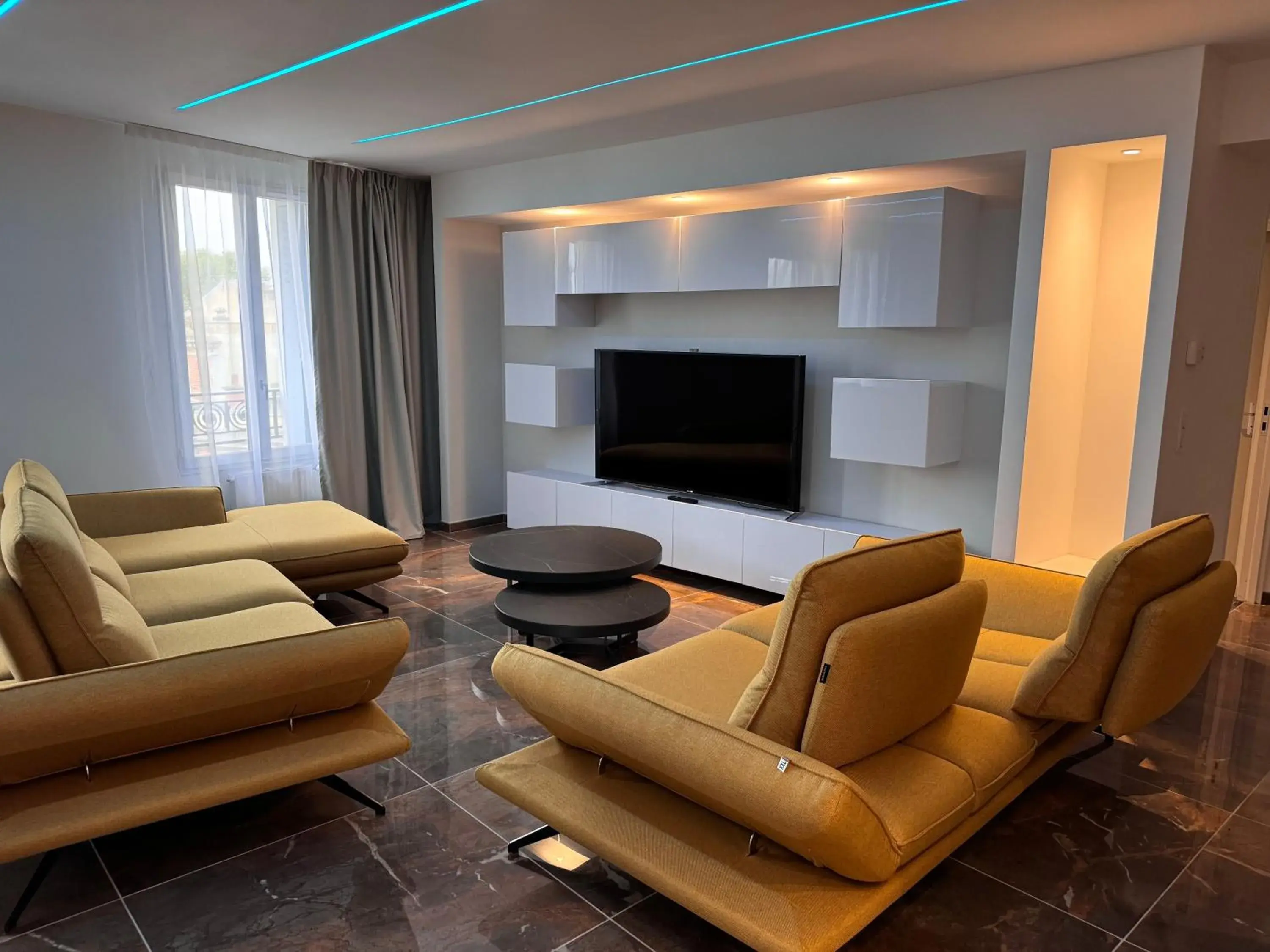 Living room in Brit Hotel de Grignan Vichy Living room in Brit Hotel de Grignan Vichy