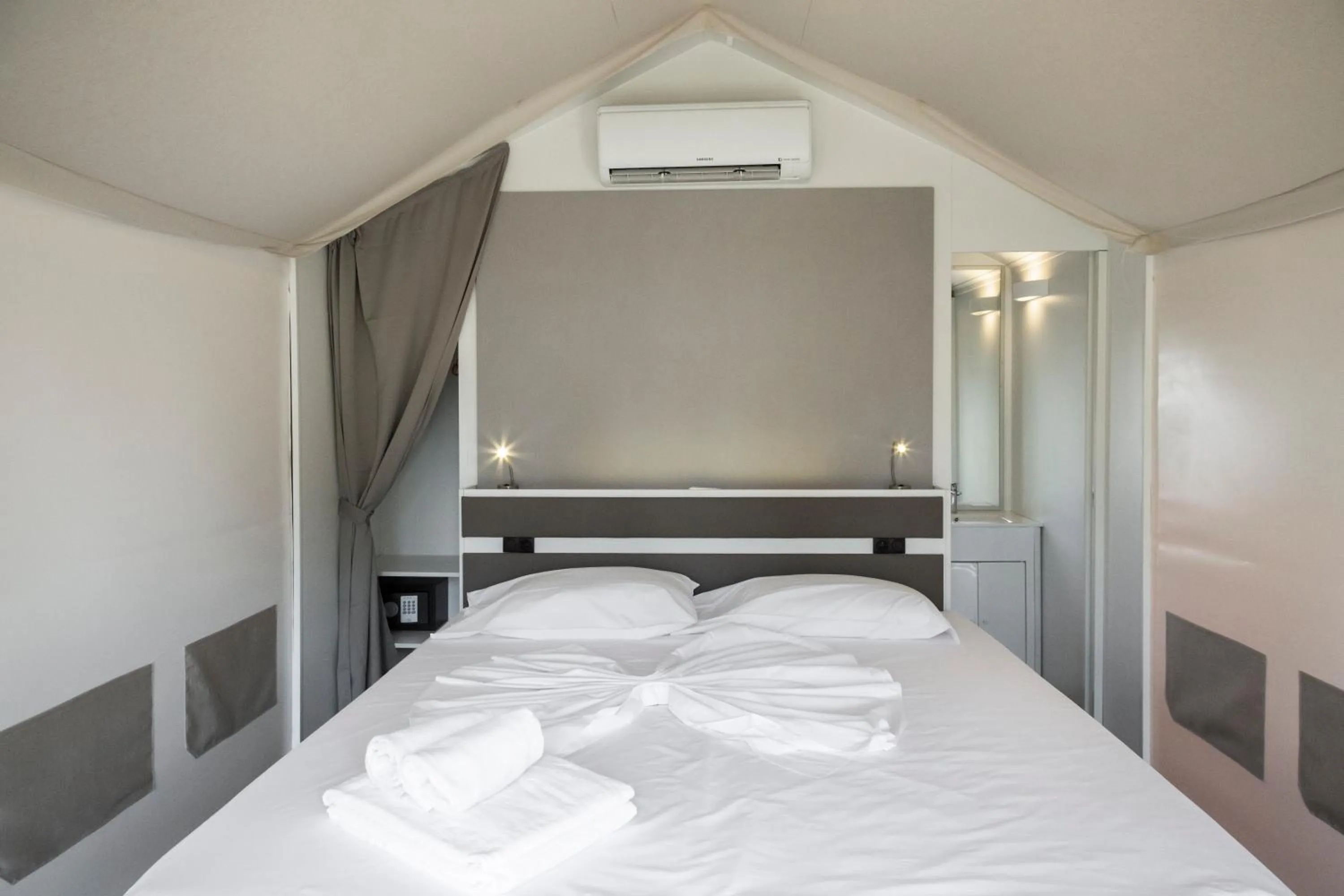 Bed in hu Firenze Camping in Town