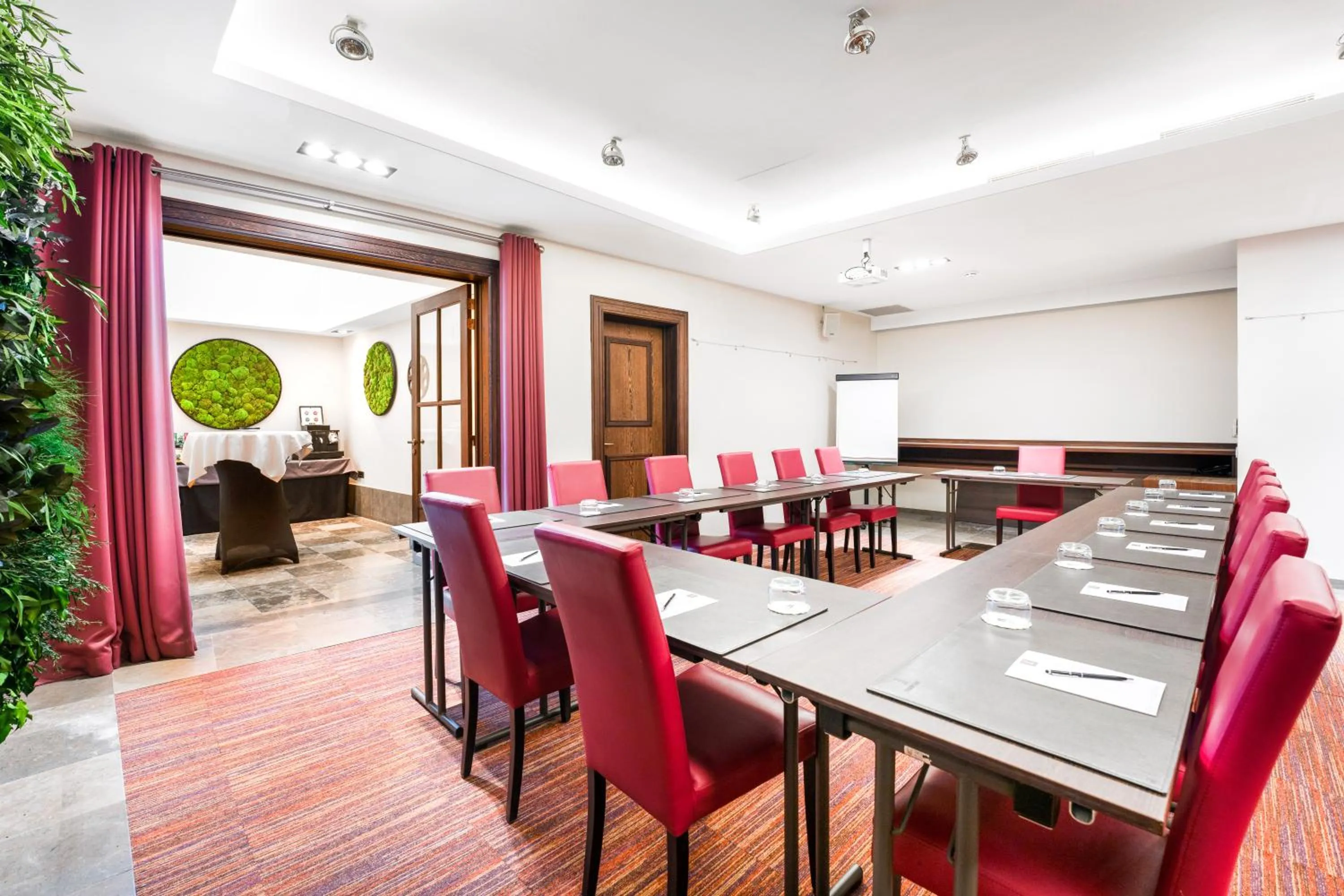 Banquet/Function facilities in Marivaux Hotel