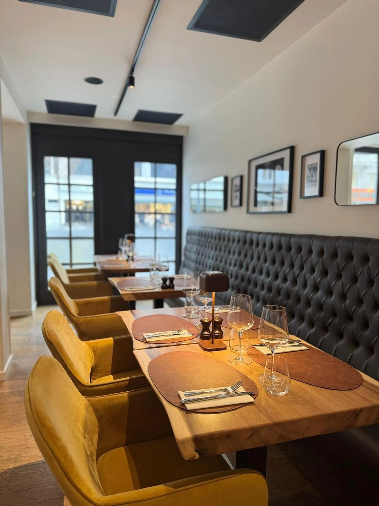 Restaurant/places to eat in Marivaux Hotel