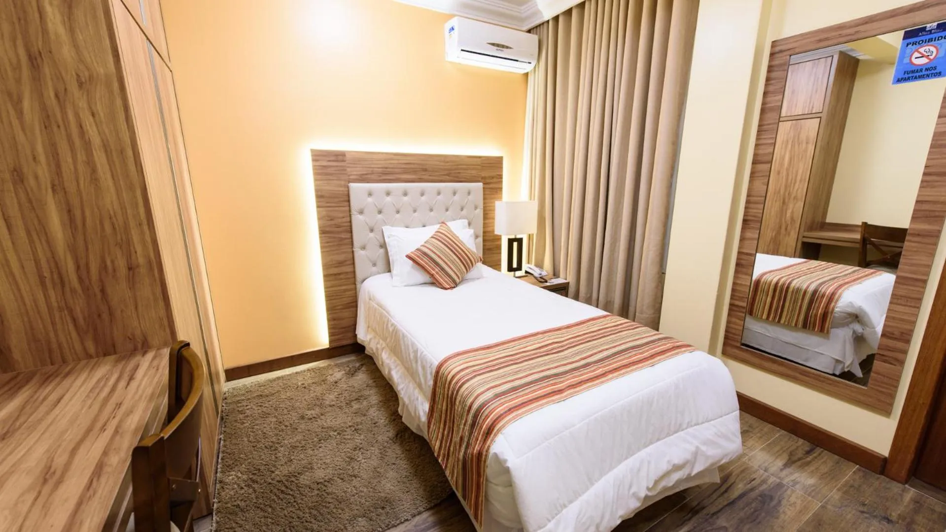 Bed in Hotel Alles Blau