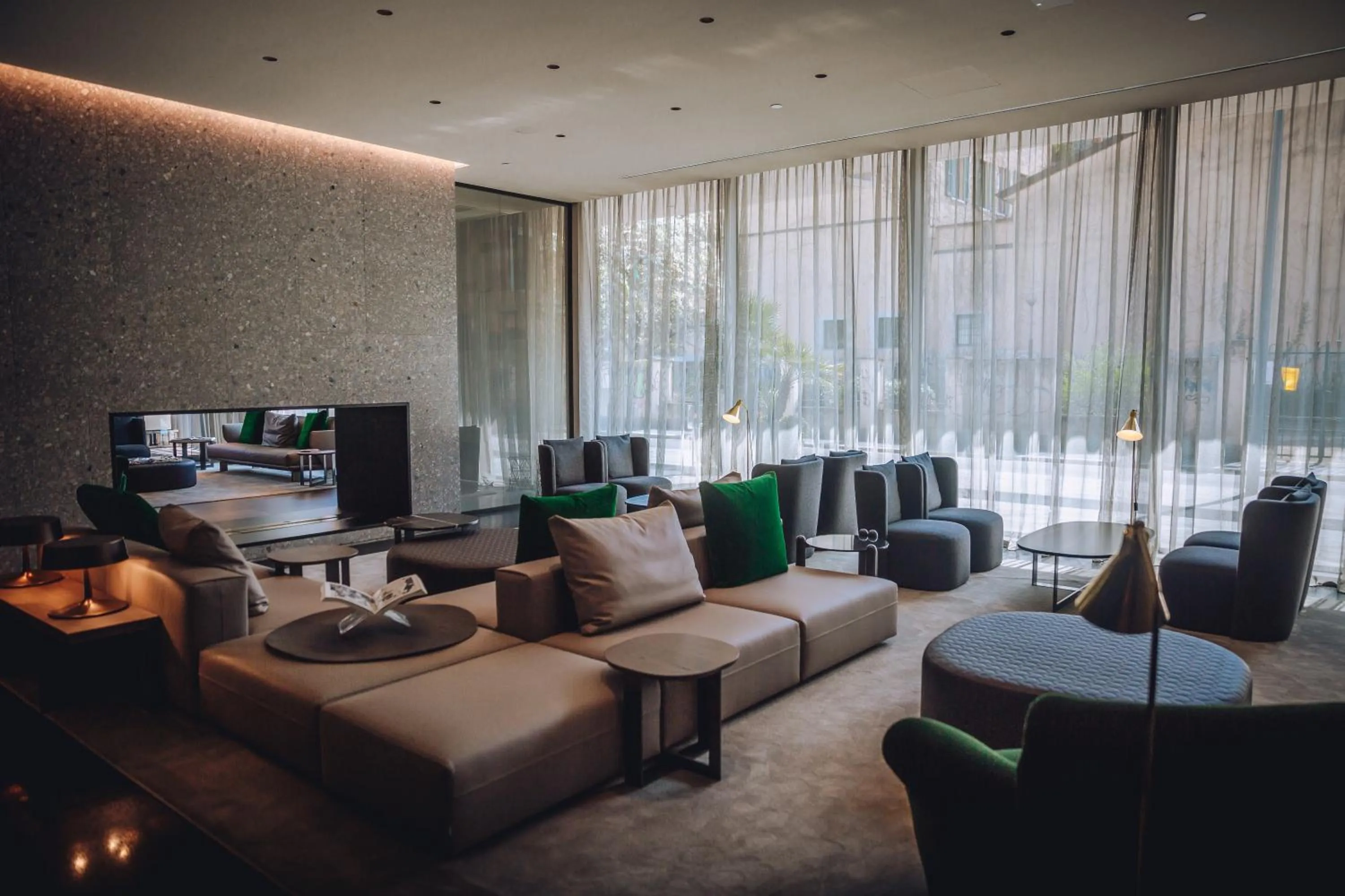 Lobby or reception in Hotel VIU Milan, a Member of Design Hotels