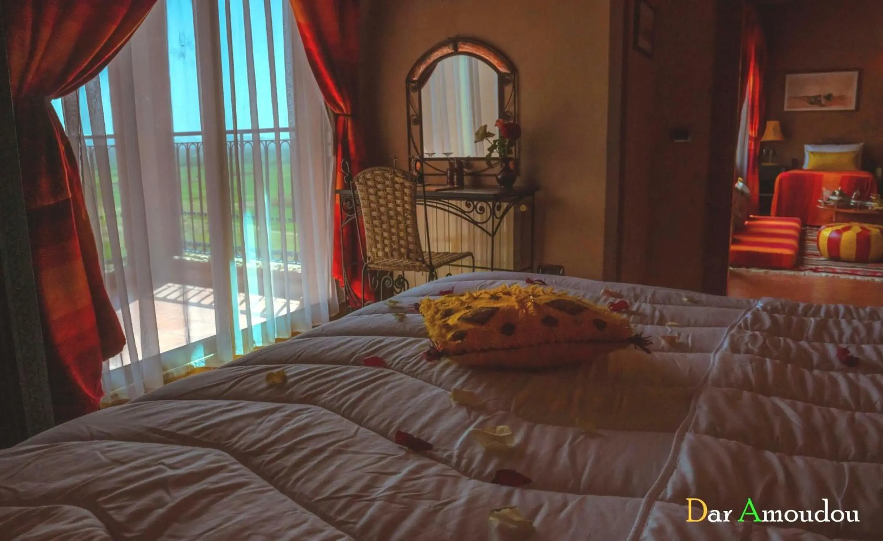 Twin Room with Balcony - single occupancy in Dar Amoudou Twin Room with Balcony - single occupancy in Dar Amoudou
