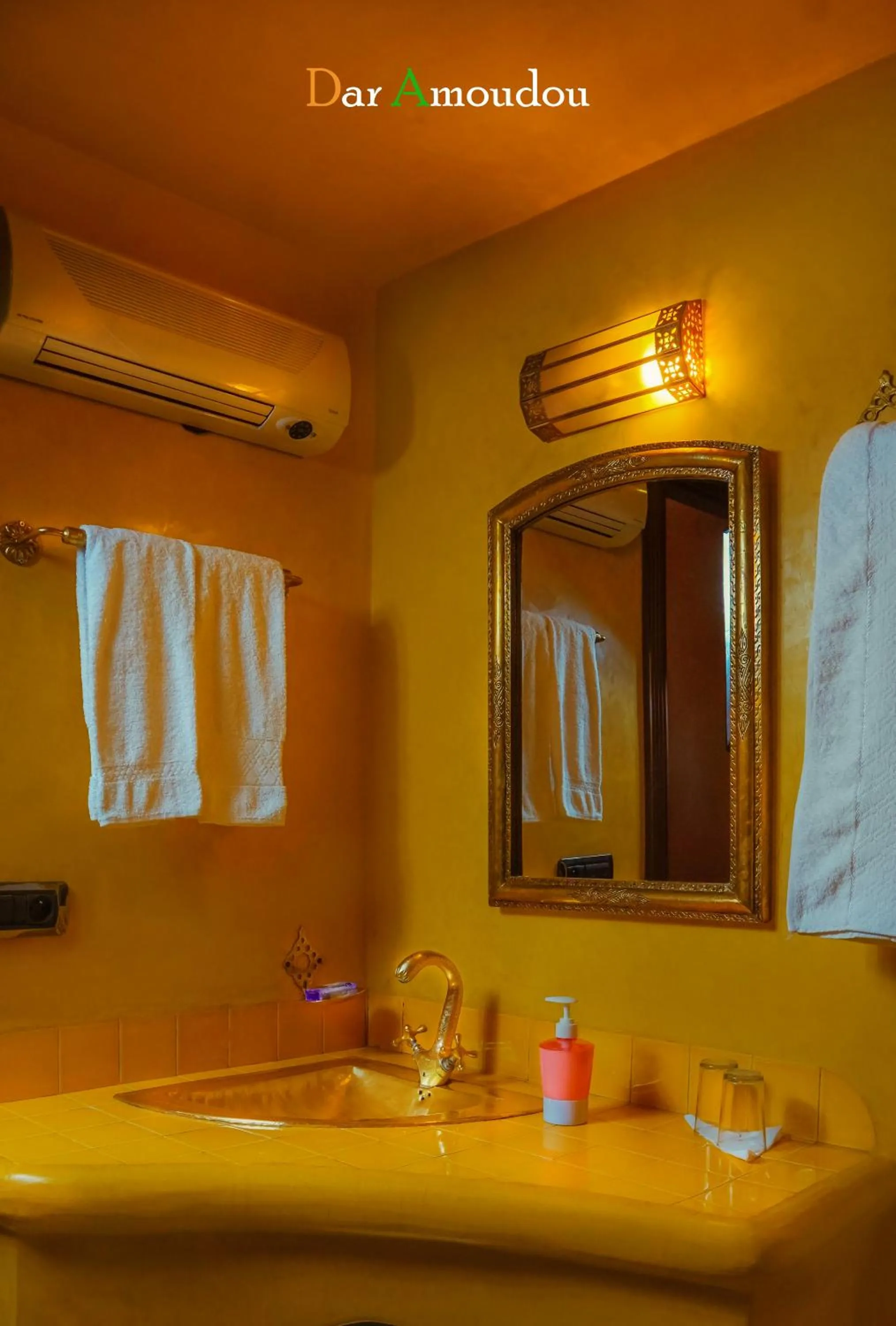 Bathroom in Dar Amoudou