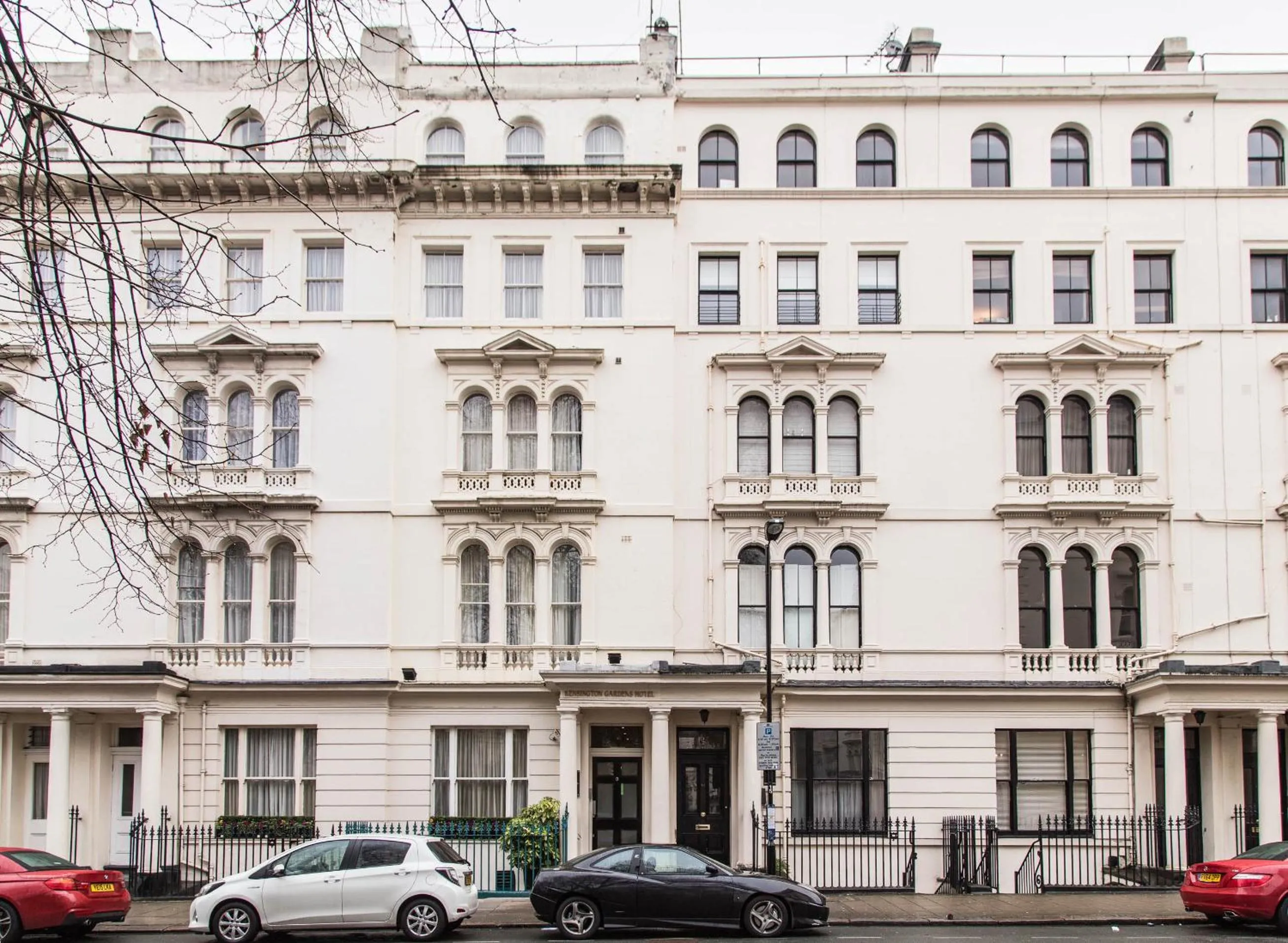 Property building in Kensington Gardens Hotel