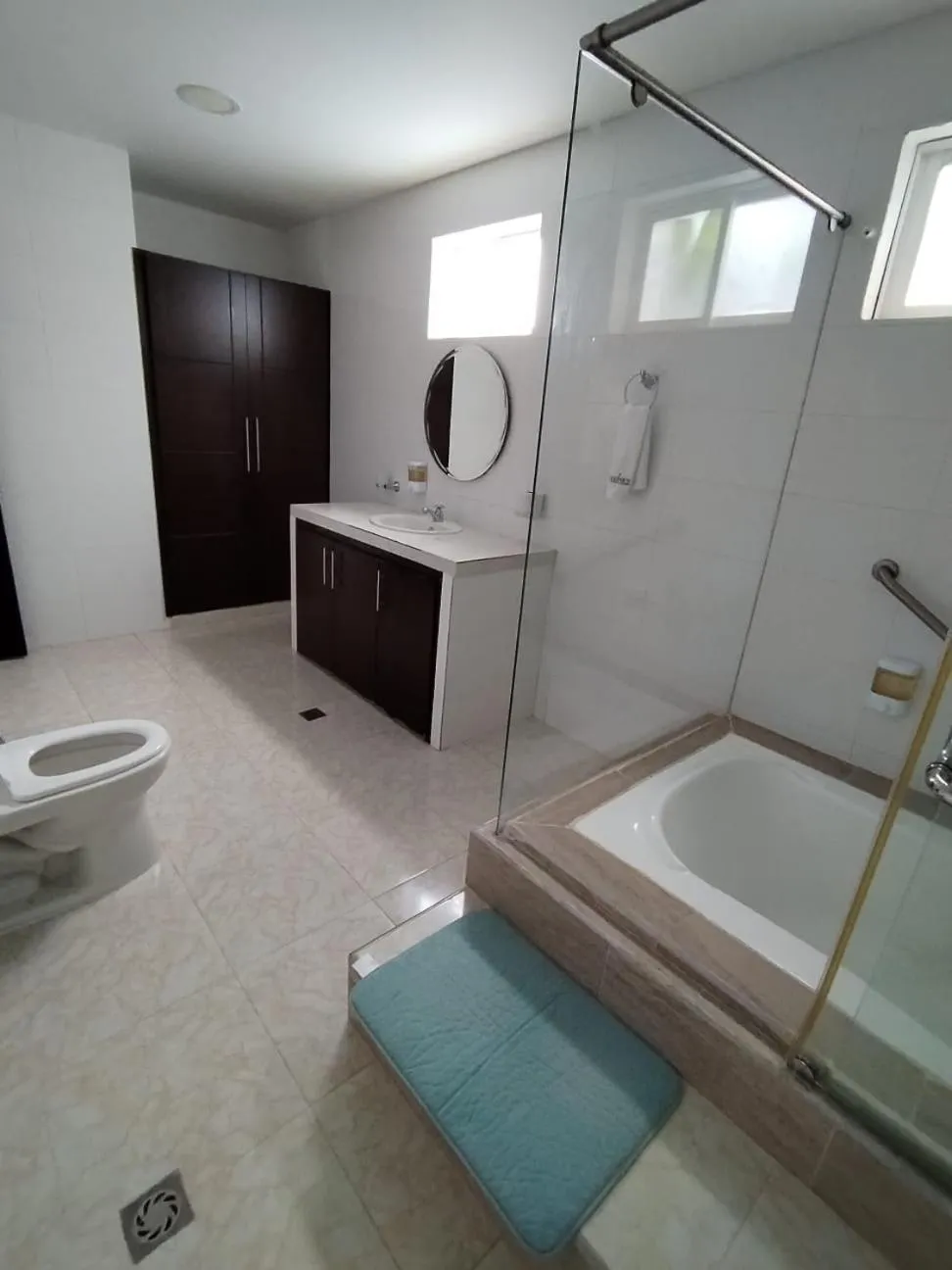 Shower in Hotel El Bosque Valledupar