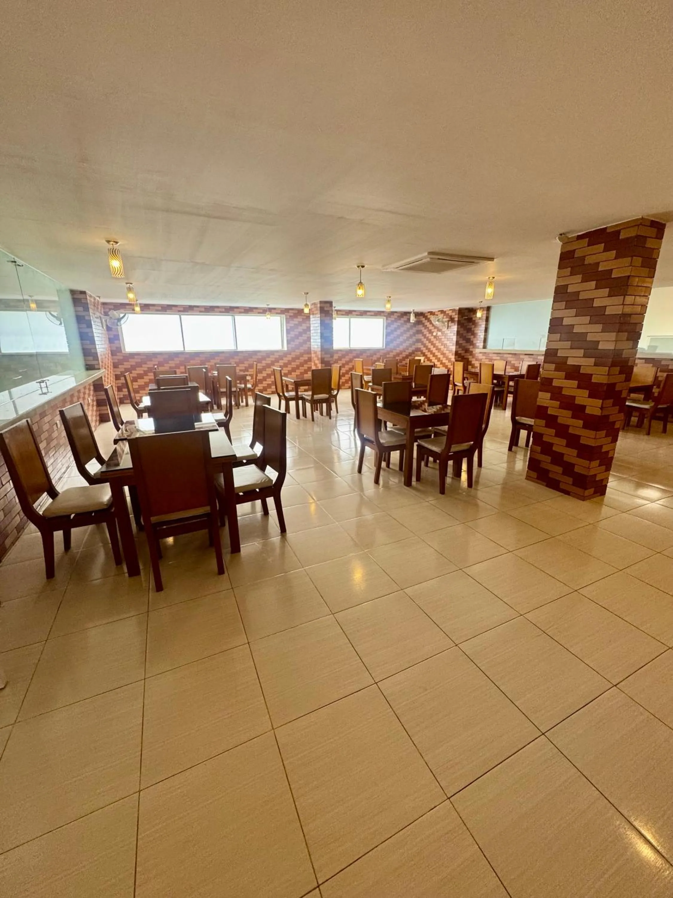 Restaurant/places to eat in Hotel El Bosque Valledupar