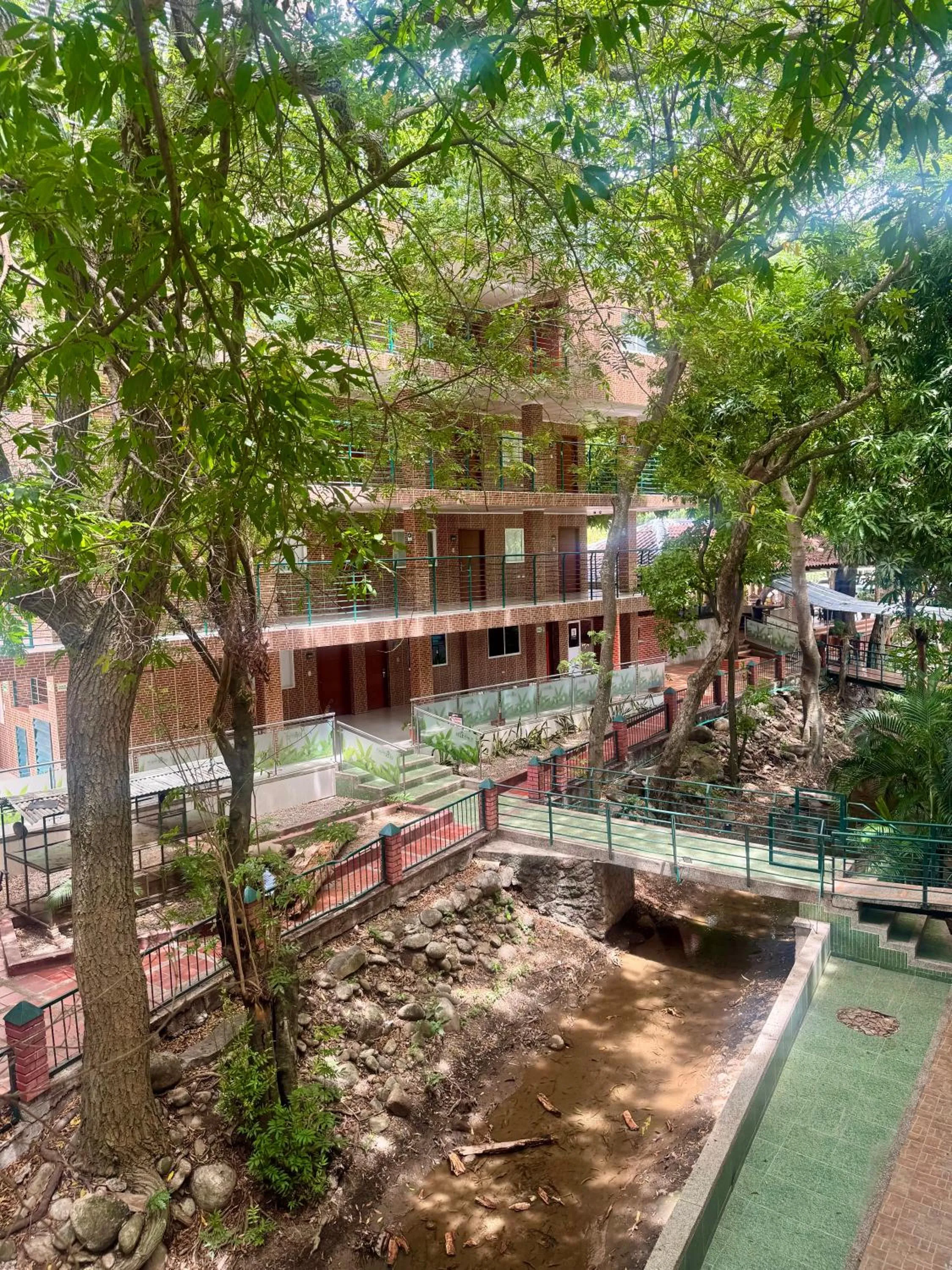 Spring in Hotel El Bosque Valledupar