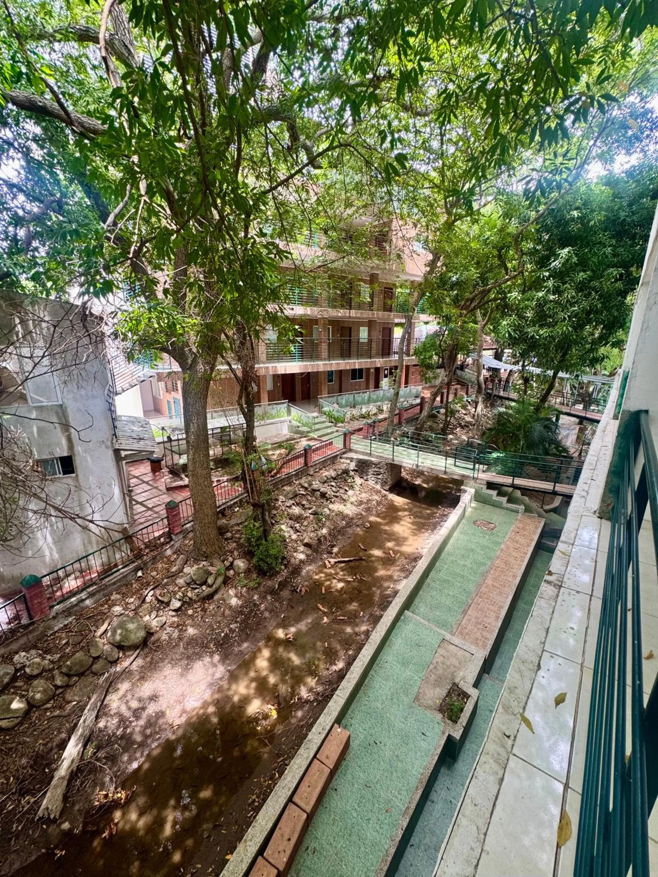 Spring in Hotel El Bosque Valledupar