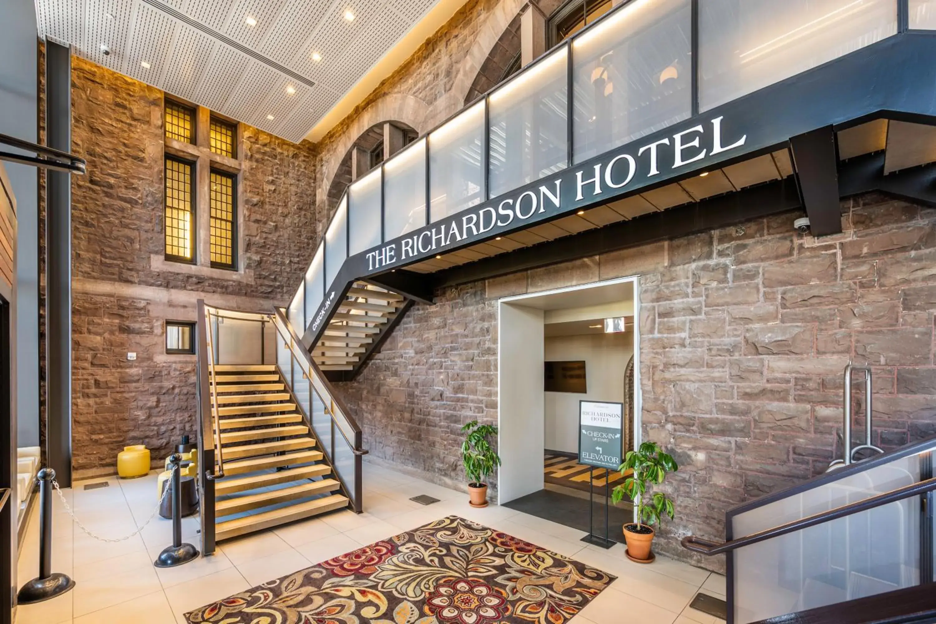 Facade/entrance in The Richardson Hotel Facade/entrance in The Richardson Hotel