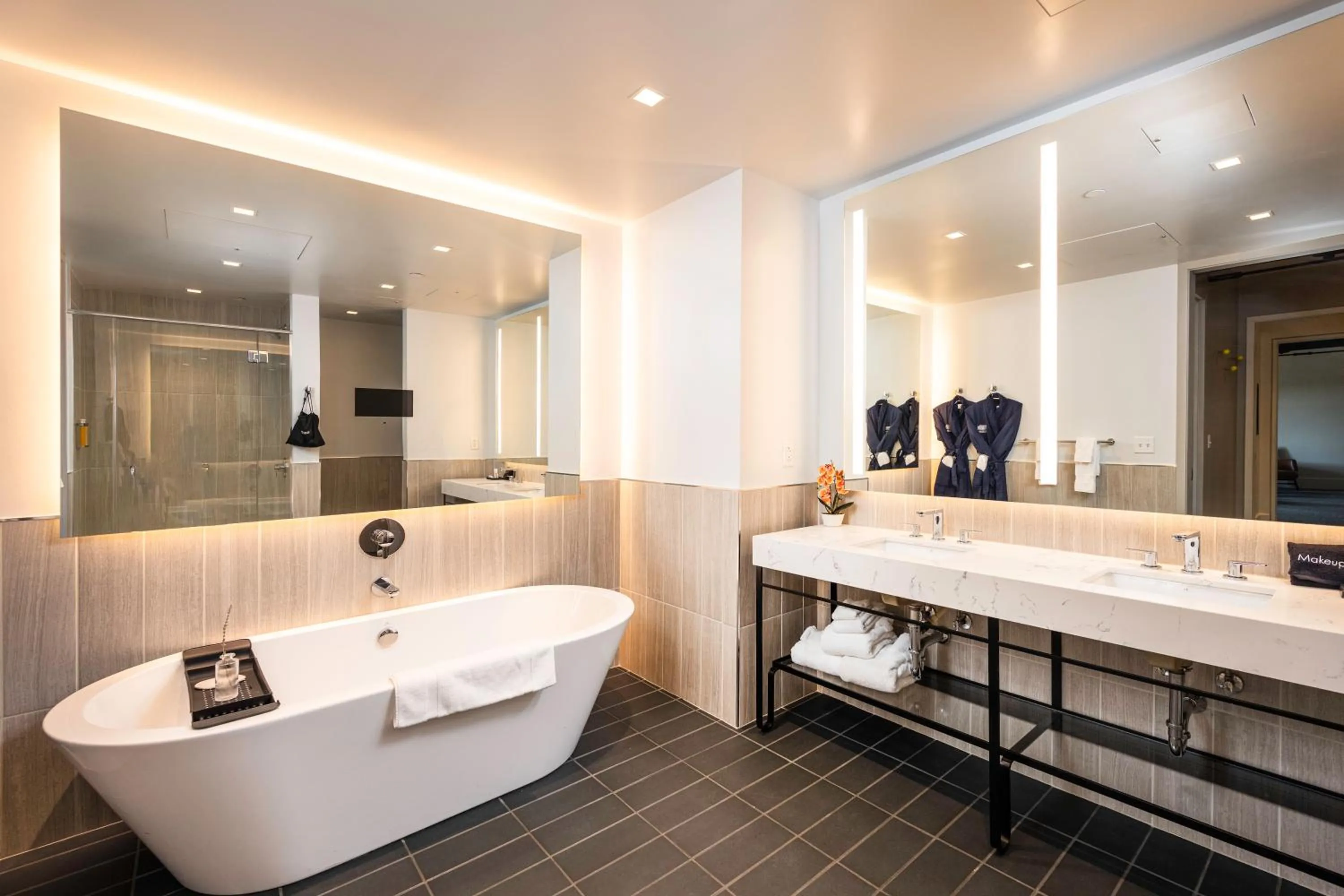 Bathroom in The Richardson Hotel