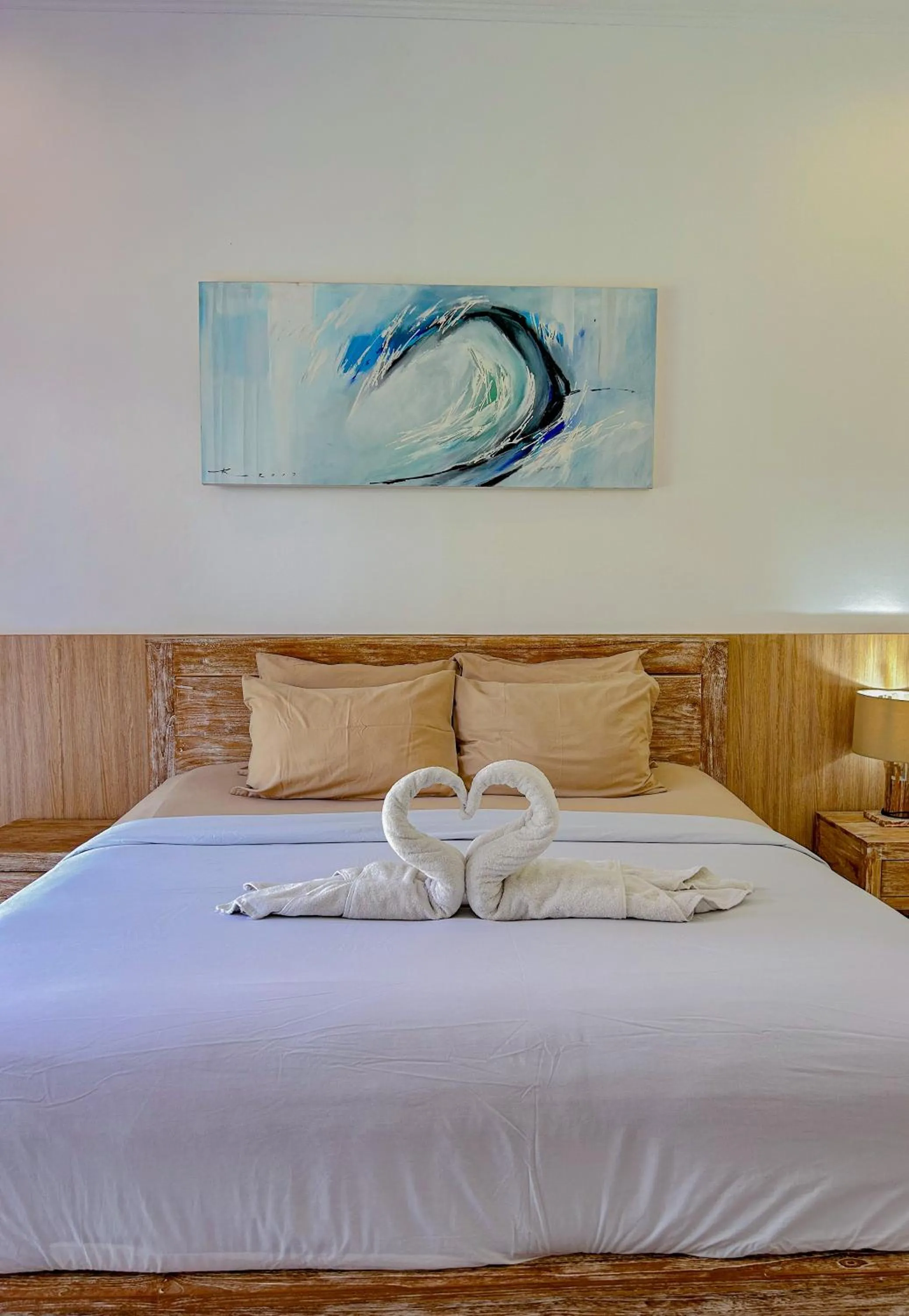 Bed in Lemon Guest House