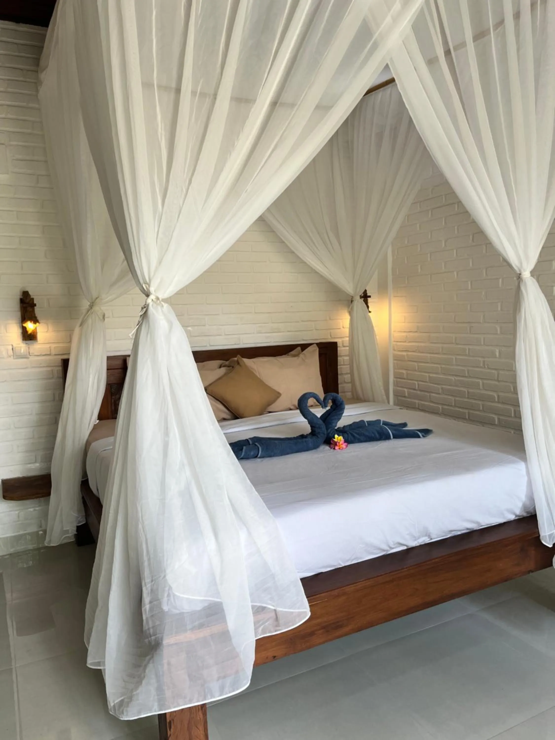 Bed in Lemon Guest House