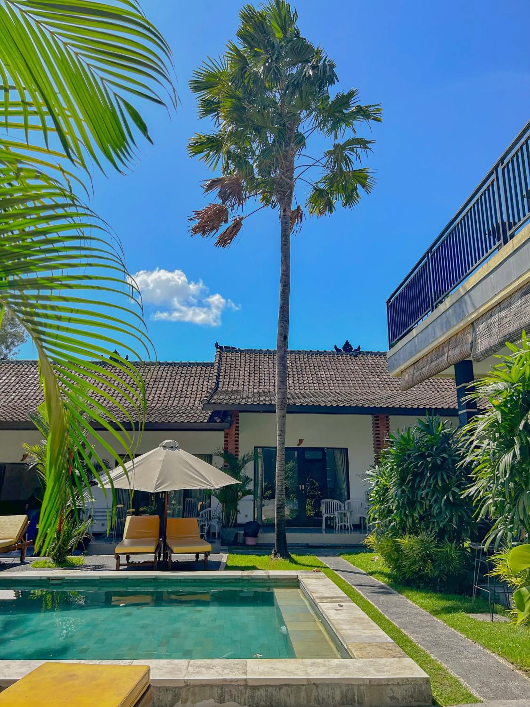 Property building in Lemon Guest House