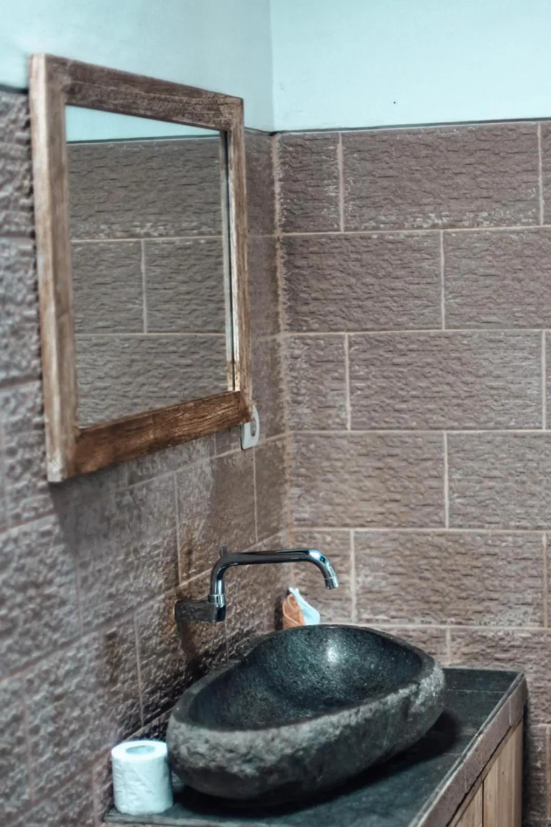 Bathroom in Lemon Guest House