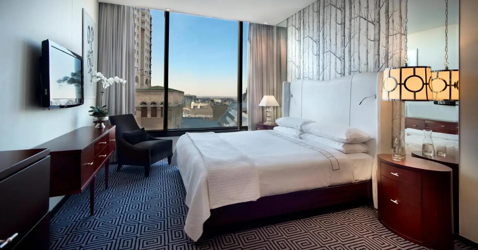 Bed in DAVINCI Suites Bed in DAVINCI Suites