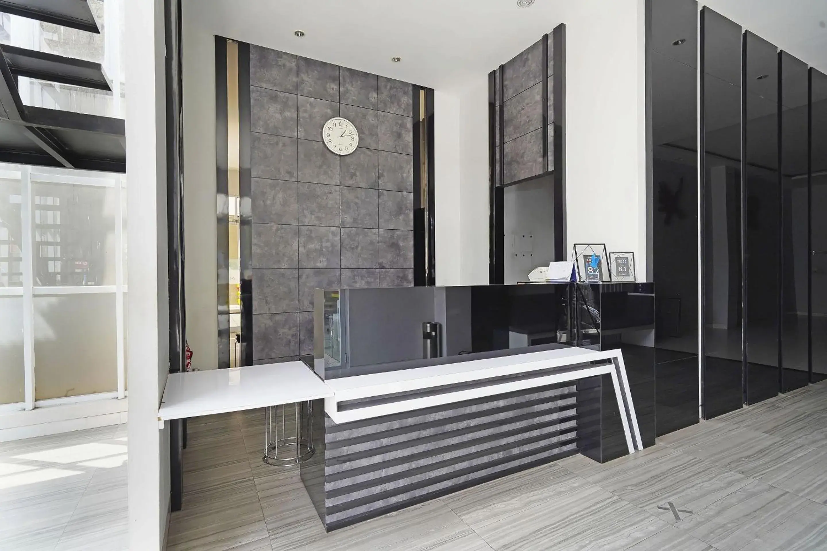 Lobby or reception in Collection O Dago Near Taman Hutan Raya Formerly Regia Dago Lobby or reception in Collection O Dago Near Taman Hutan Raya Formerly Regia Dago