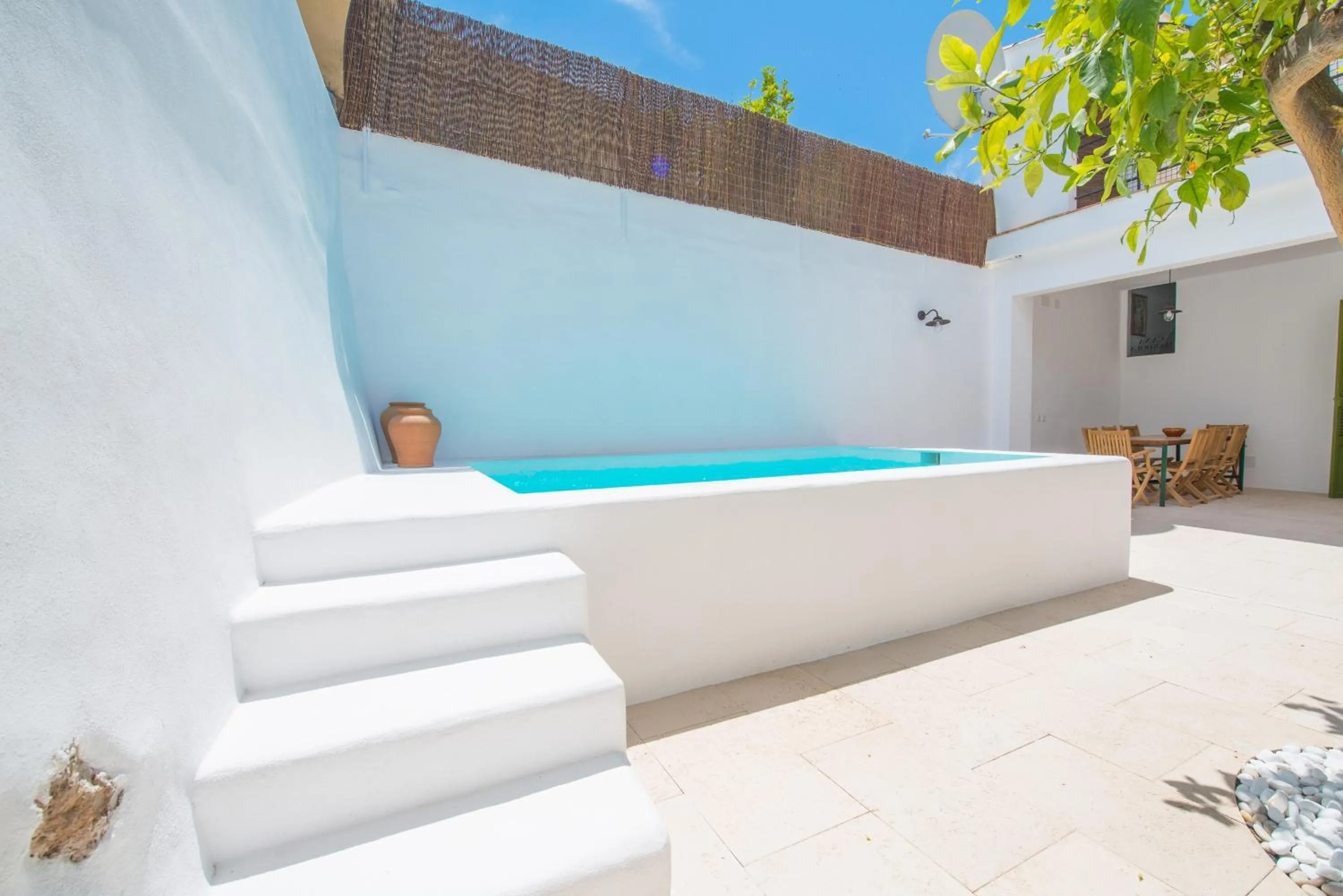 Ca Na Mandola
