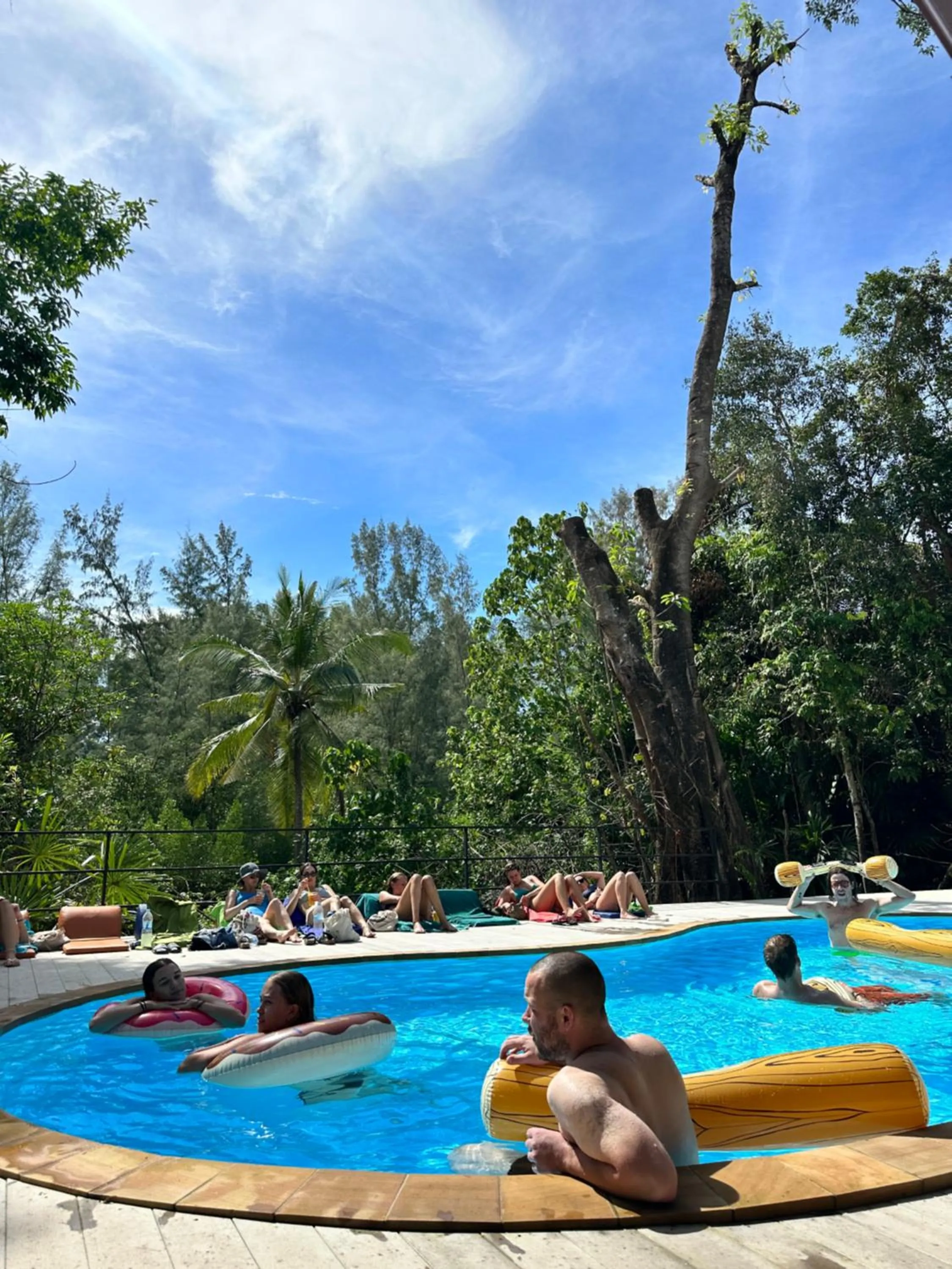 Pool view in Blanco Hostel Lanta 18 to 35