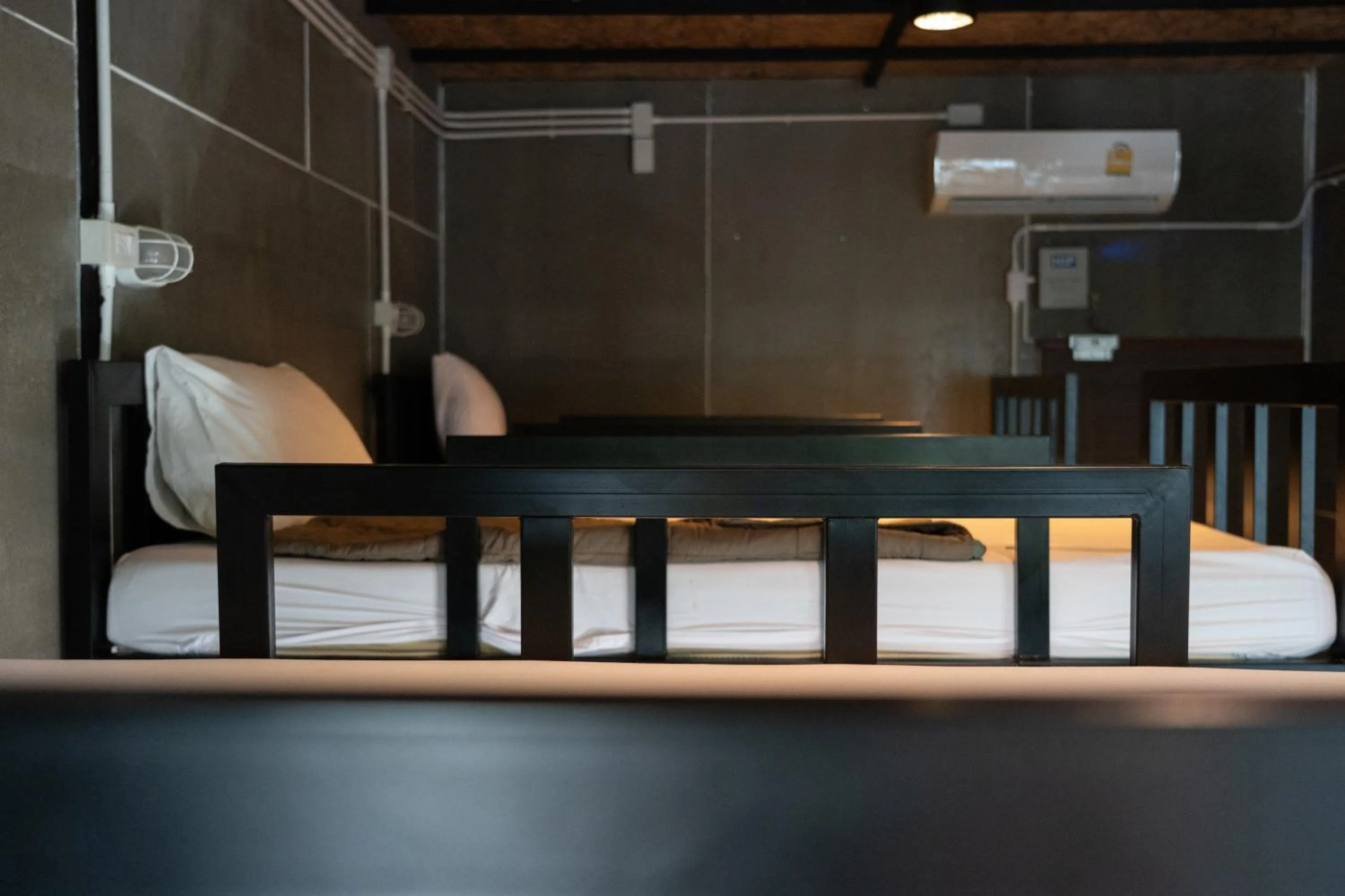 Bedroom in Blanco Hostel Lanta 18 to 35