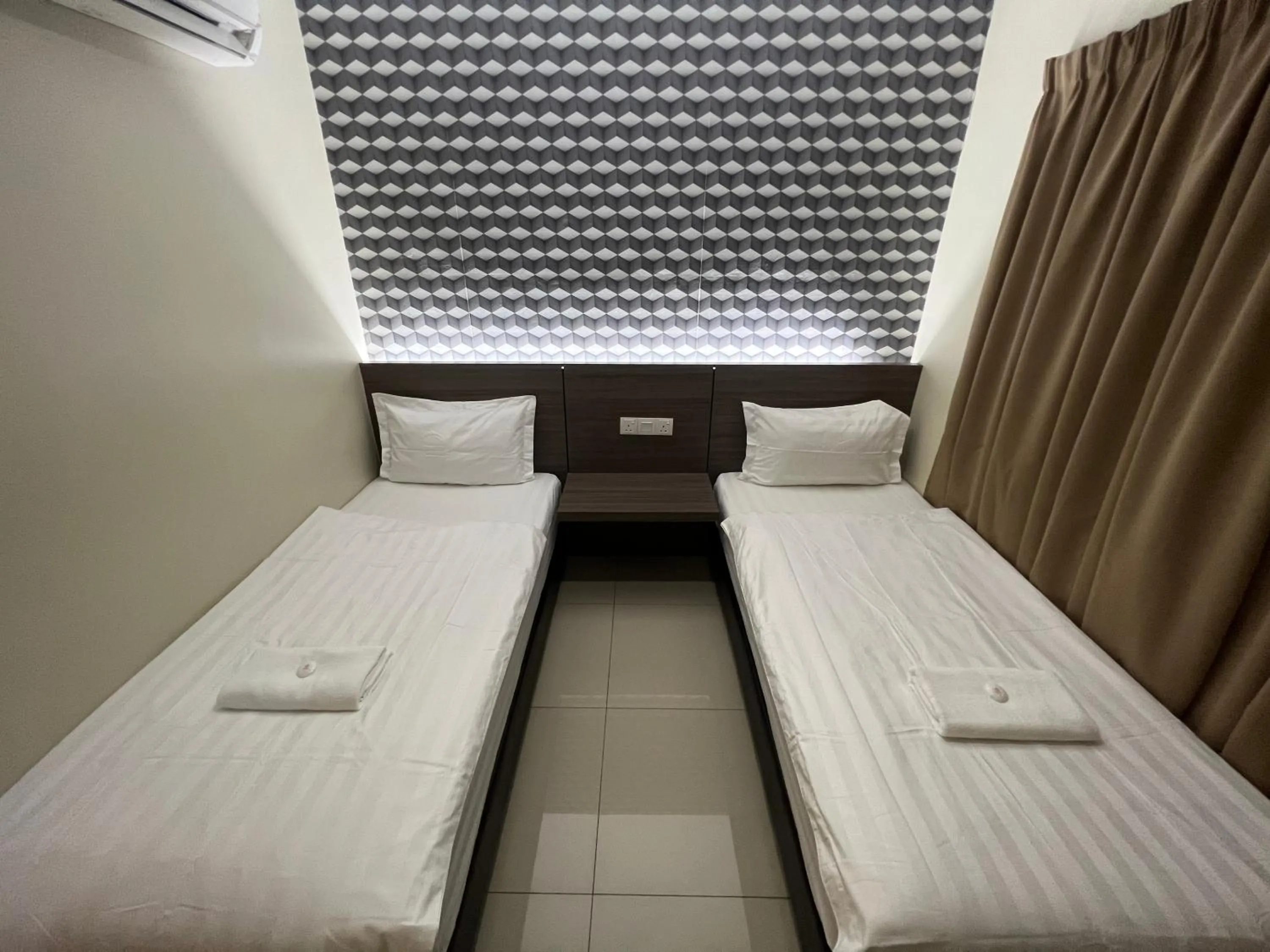 Bed in Pekan Auto City Budget Hotel