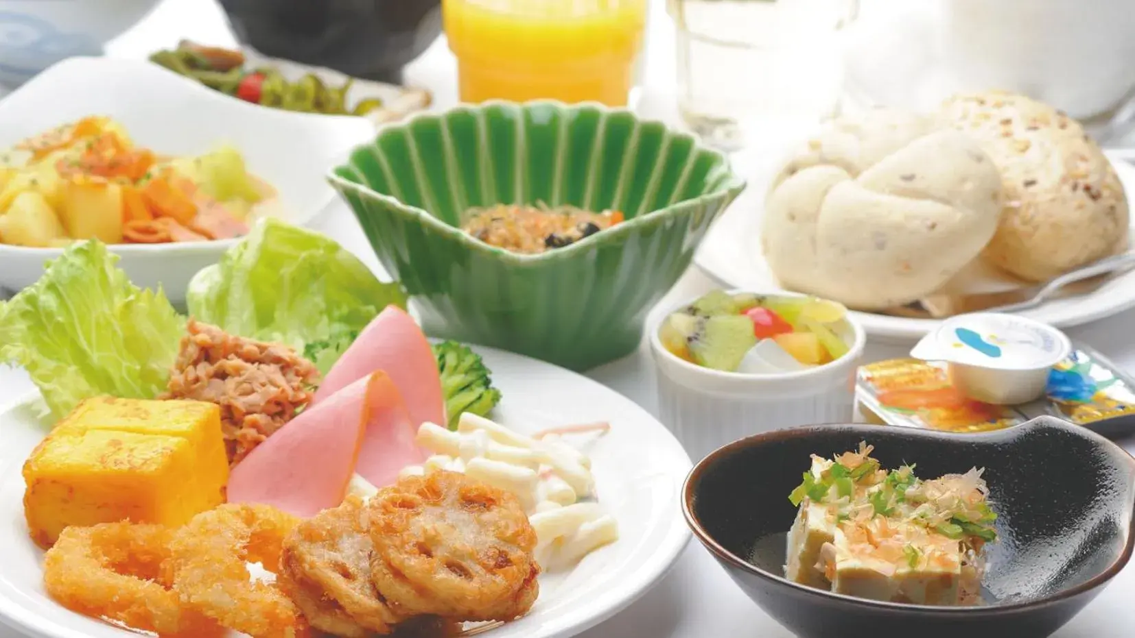 Breakfast in Hotel Route-Inn Kumagaya Breakfast in Hotel Route-Inn Kumagaya