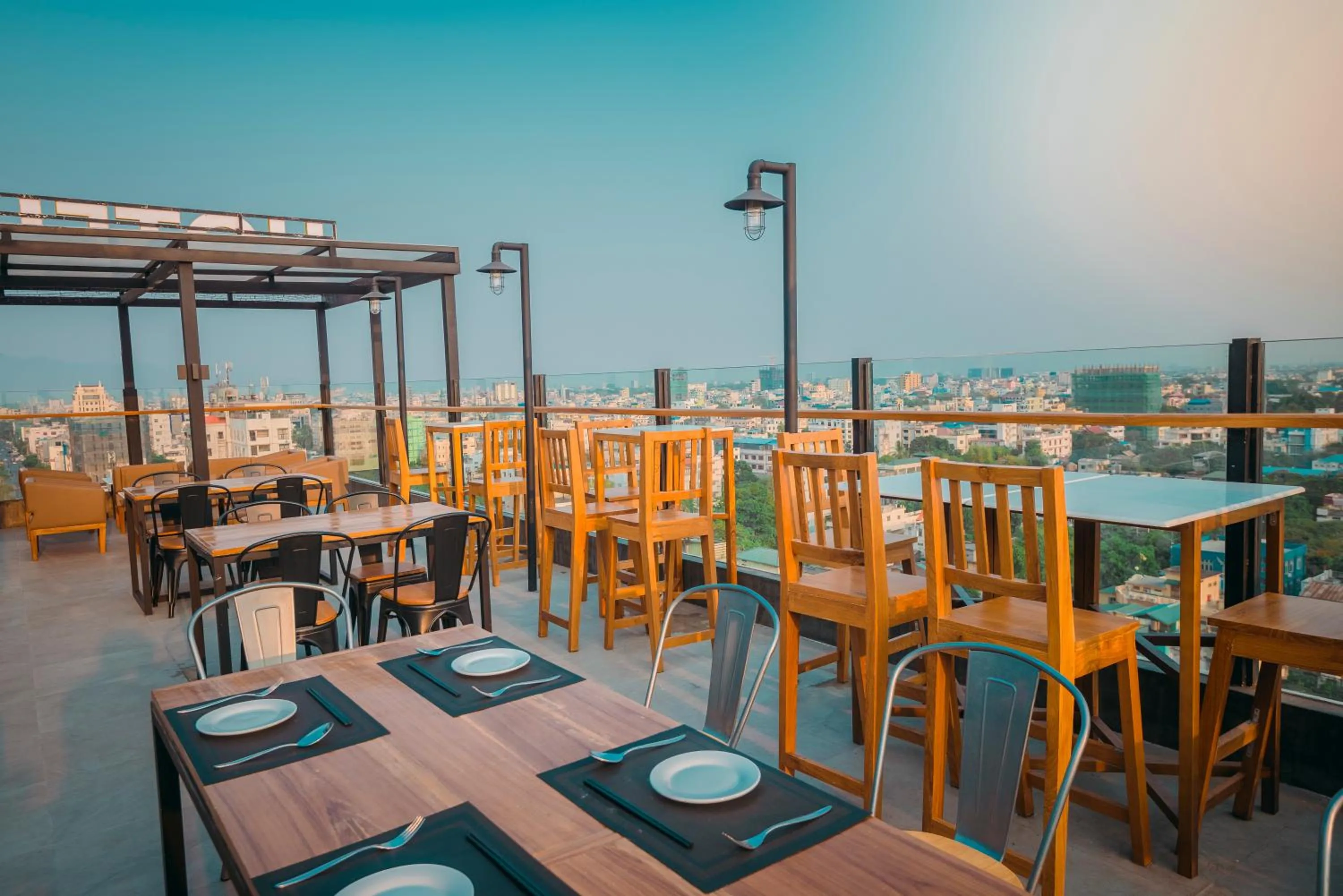 Lounge or bar in The Hotel Nova