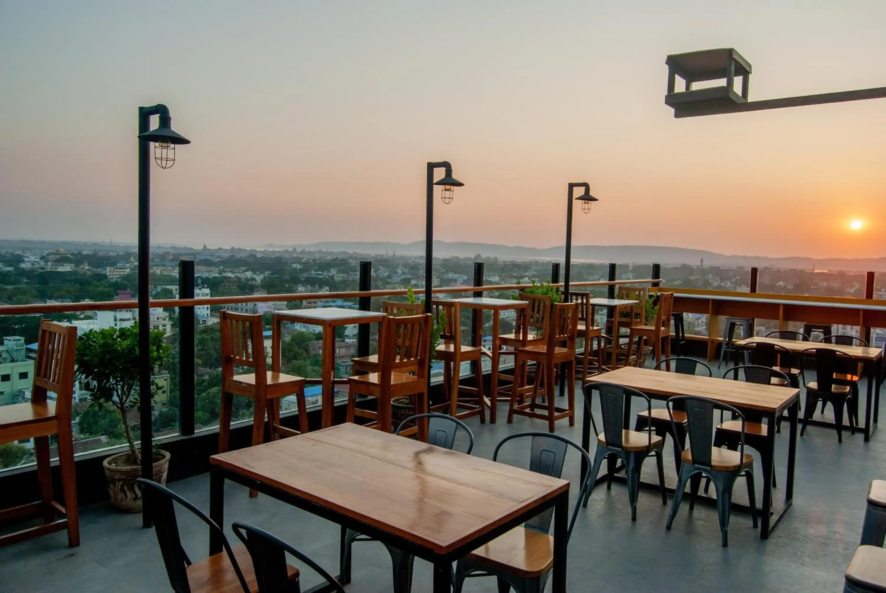 Restaurant/places to eat in The Hotel Nova Restaurant/places to eat in The Hotel Nova