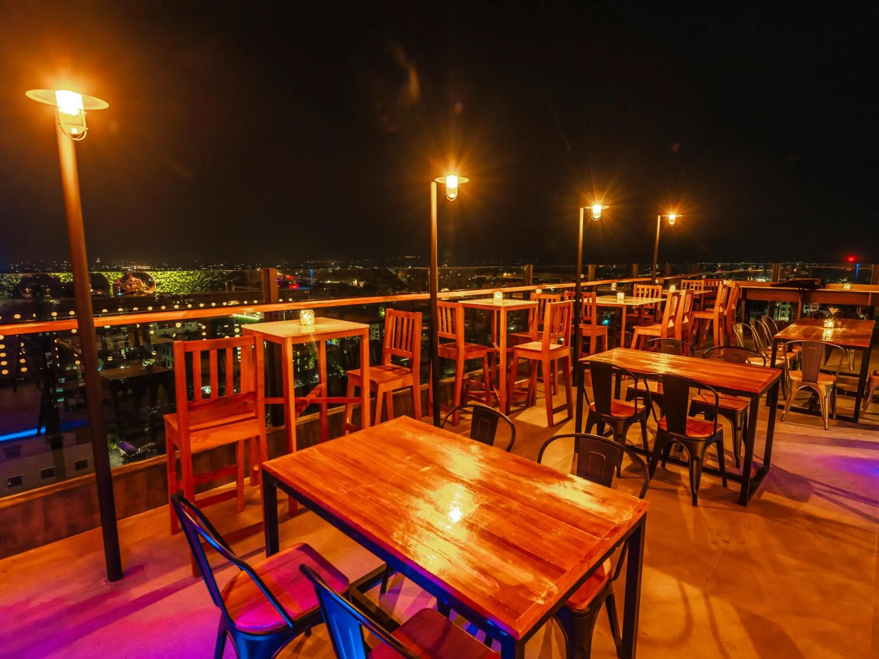 Restaurant/places to eat in The Hotel Nova Restaurant/places to eat in The Hotel Nova